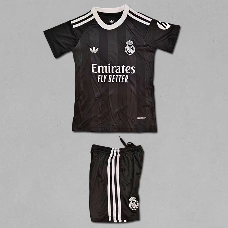 2025-2026 Real Madrid Goalkeeper Kids