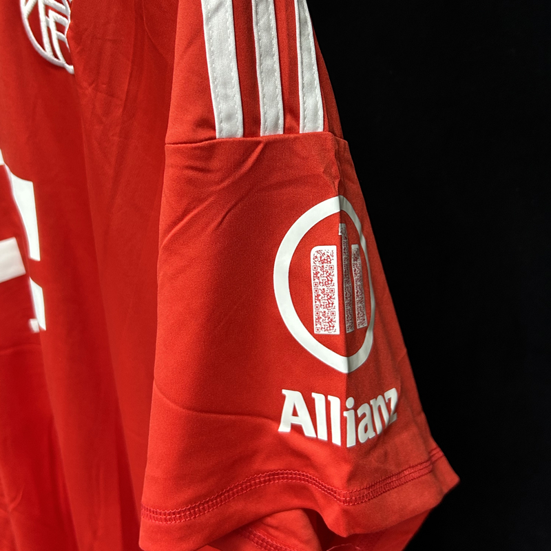 2025-2026 Bayern Munich Goalkeeper Red