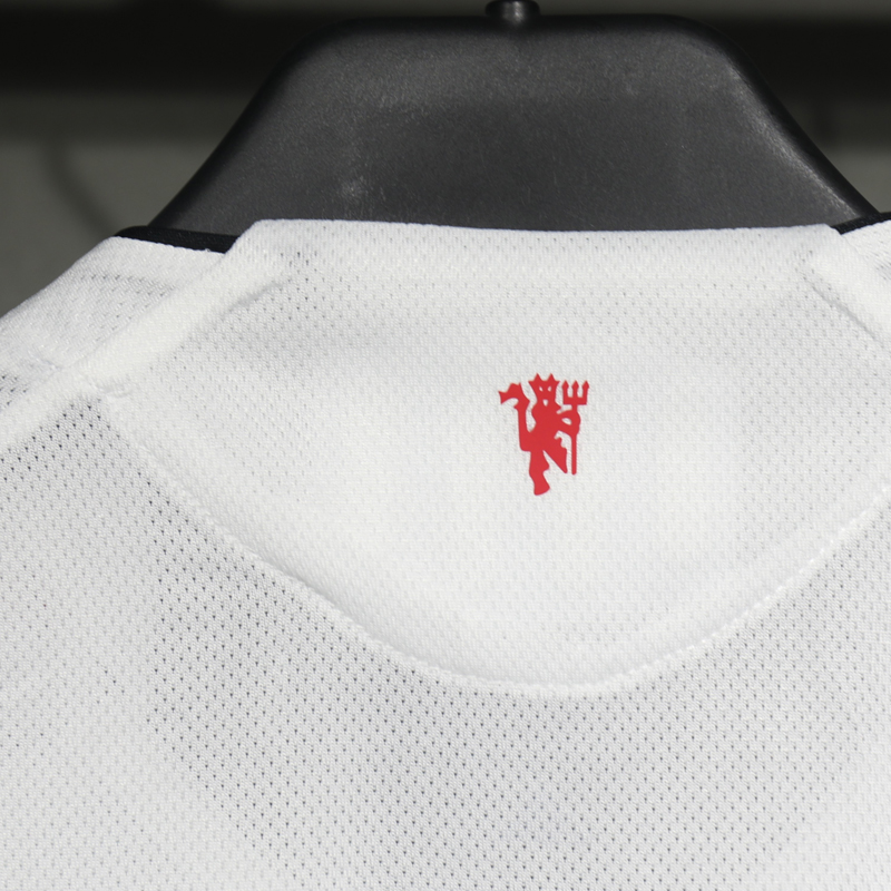 2025 - 2026 Manchester United Limited Edition Player version