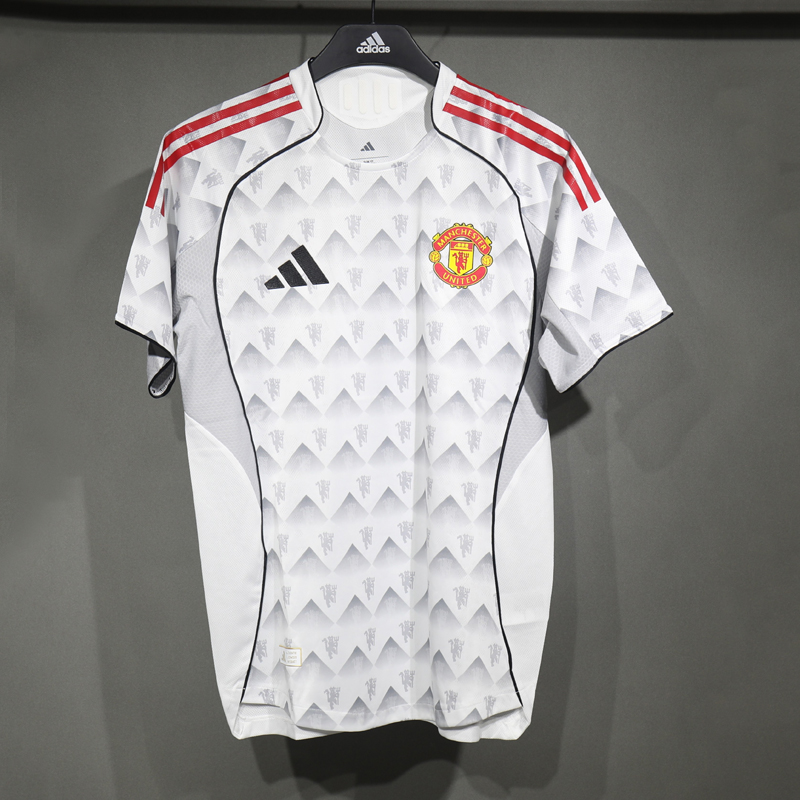 2025 - 2026 Manchester United Limited Edition Player version