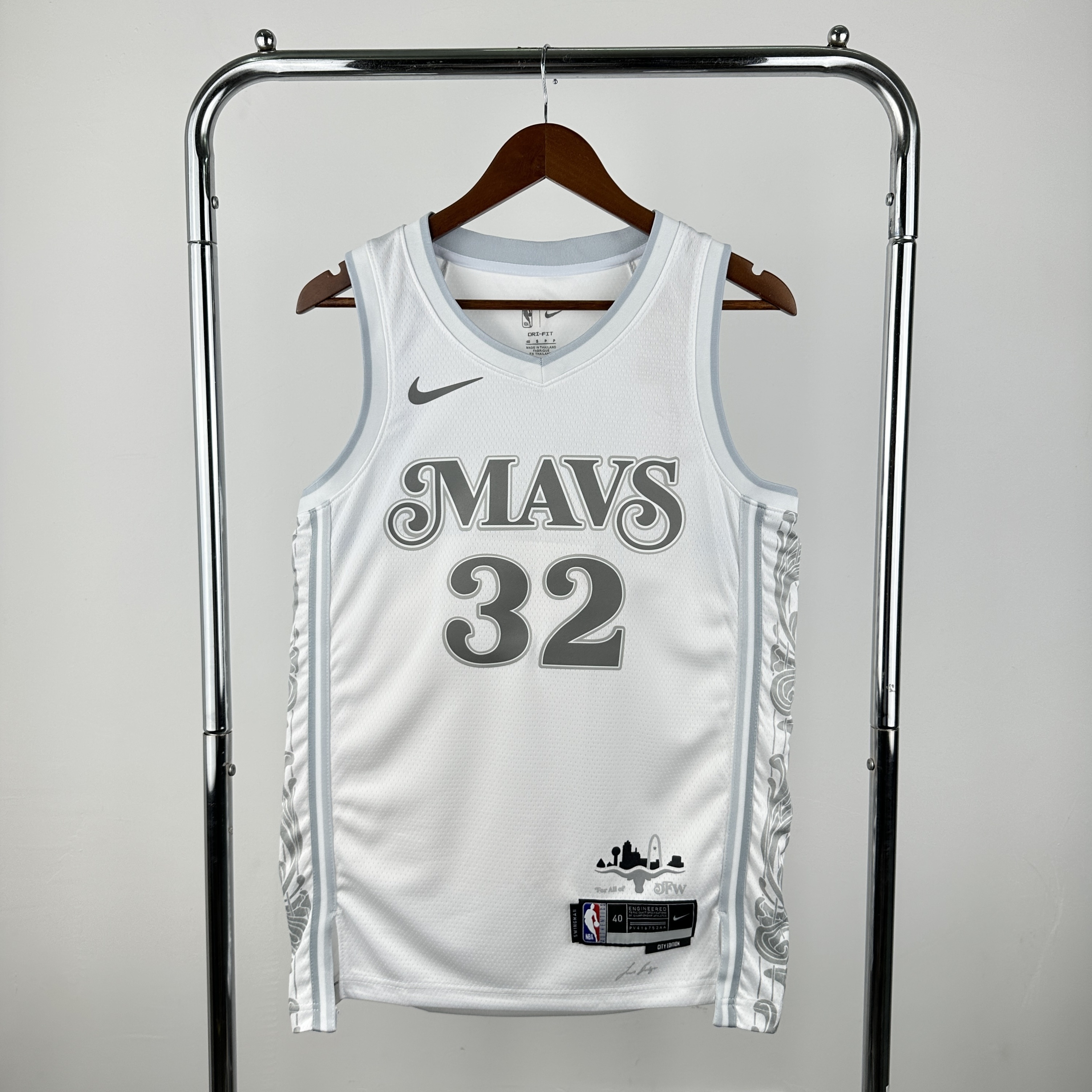 25 season Mavericks City Edition 32  Flagg