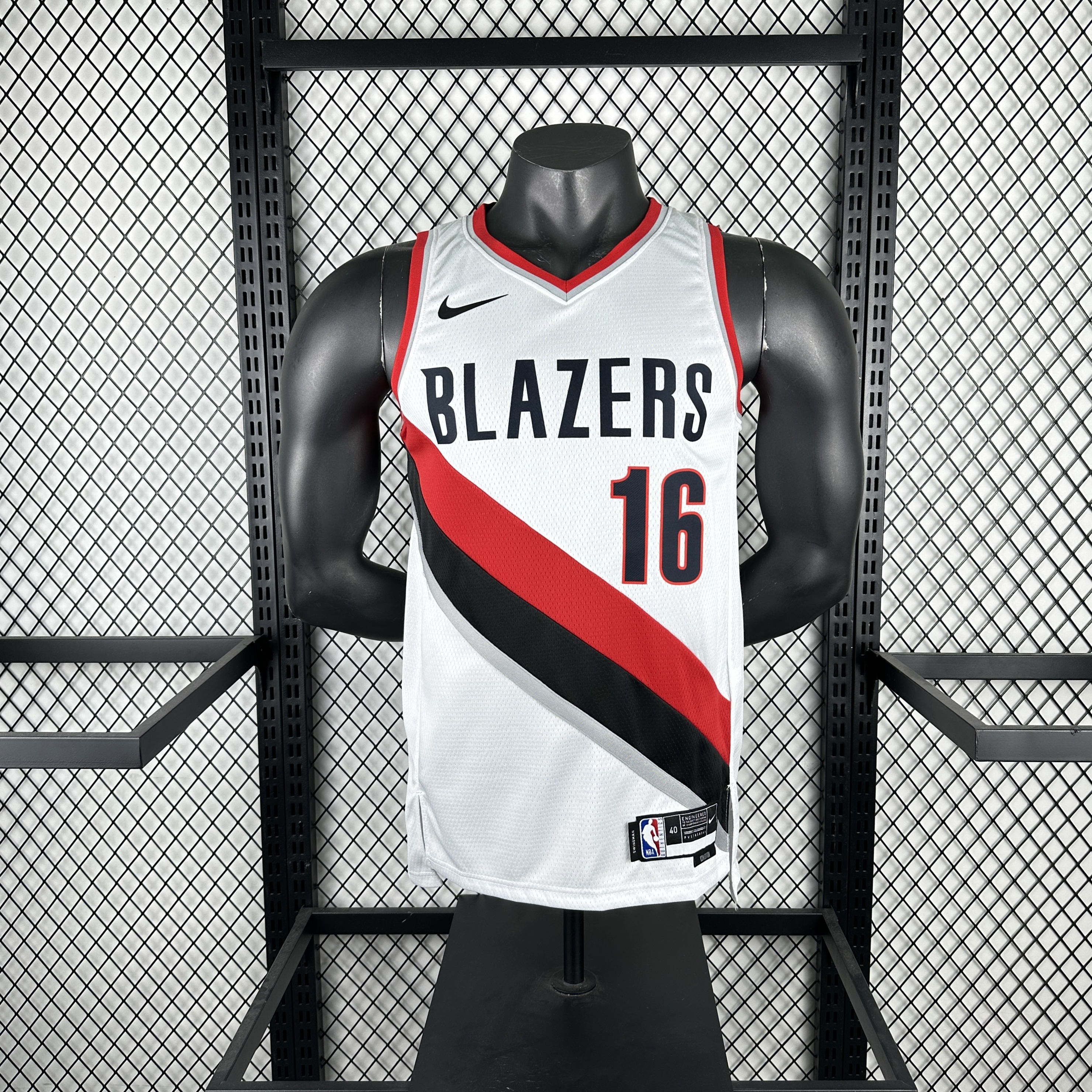 23 season Trail Blazers white 16 Yang