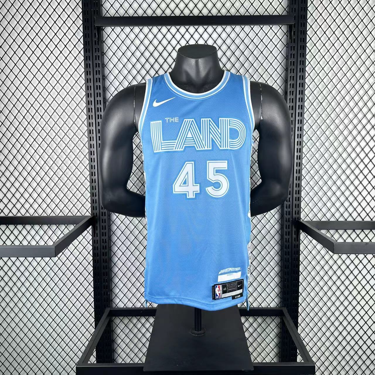 25 season Cavaliers City Edition 45 Mitchell