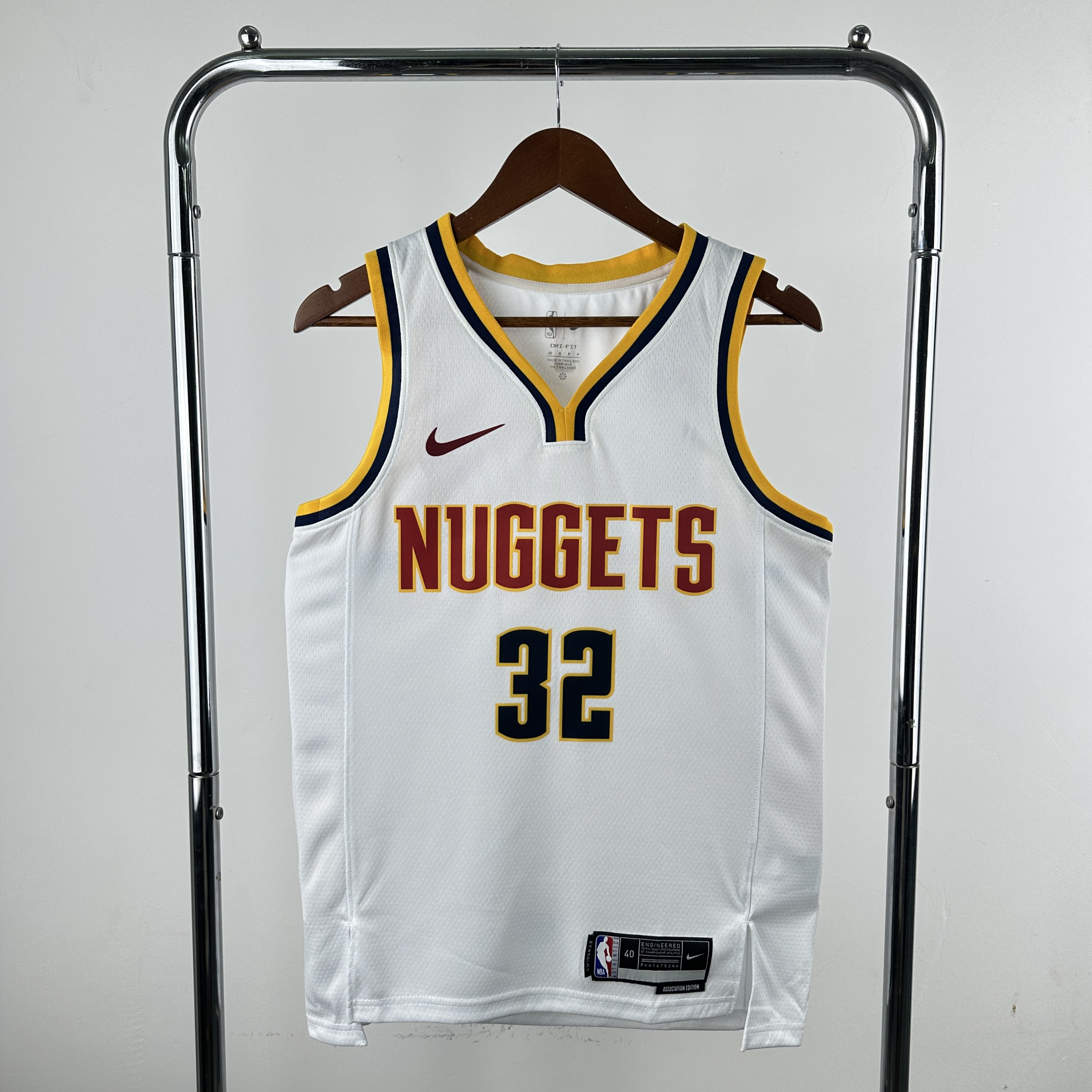 23 season Nuggets white 32 Gordon