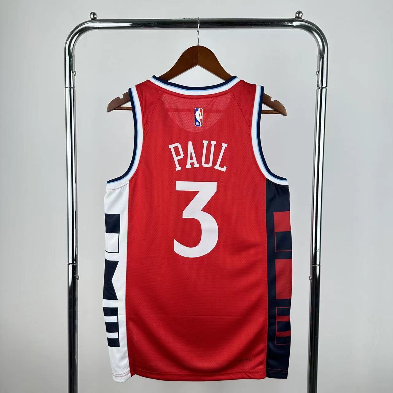 25 season Clippers' Flying Man 3  Paul
