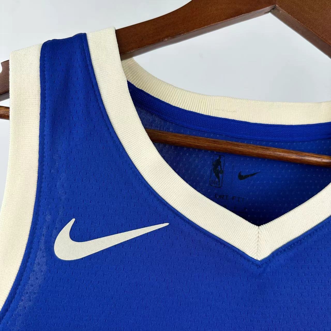 25 season - Bucks city edition 0 Lillard