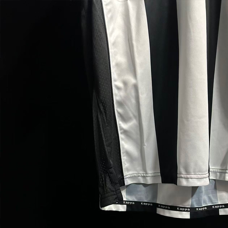 1997-1998 Juventus Home Jersey