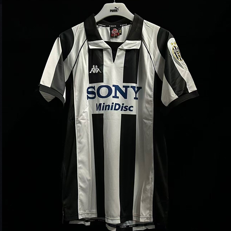 1997-1998 Juventus Home Jersey