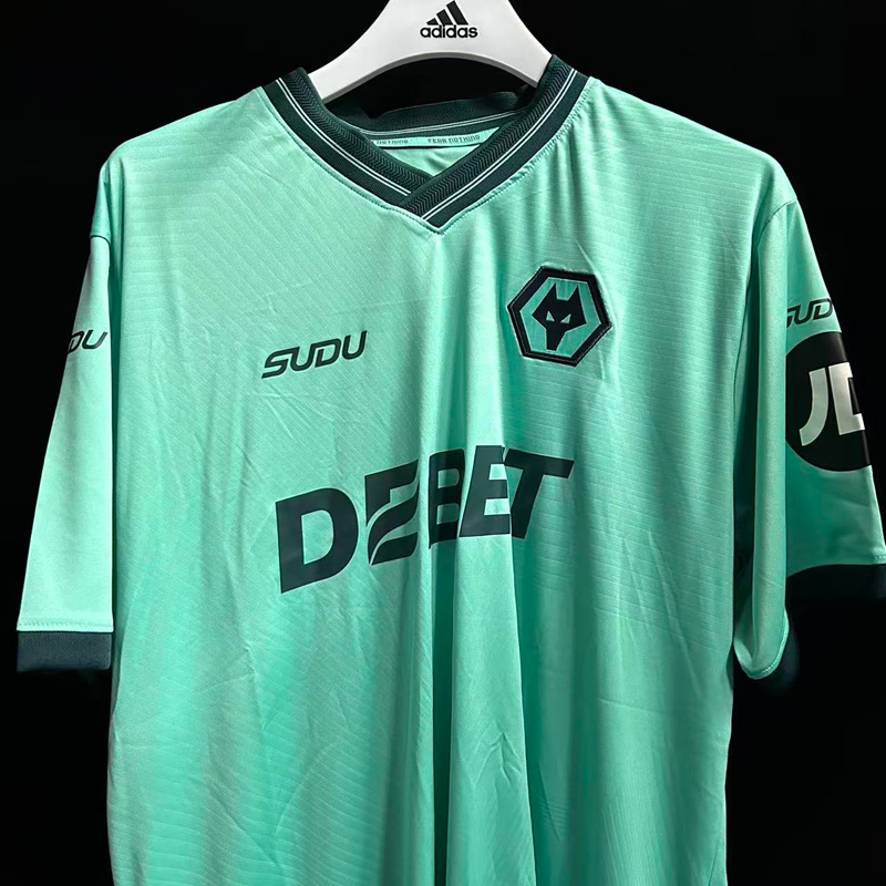 2025-2026 Wolves Away Jersey
