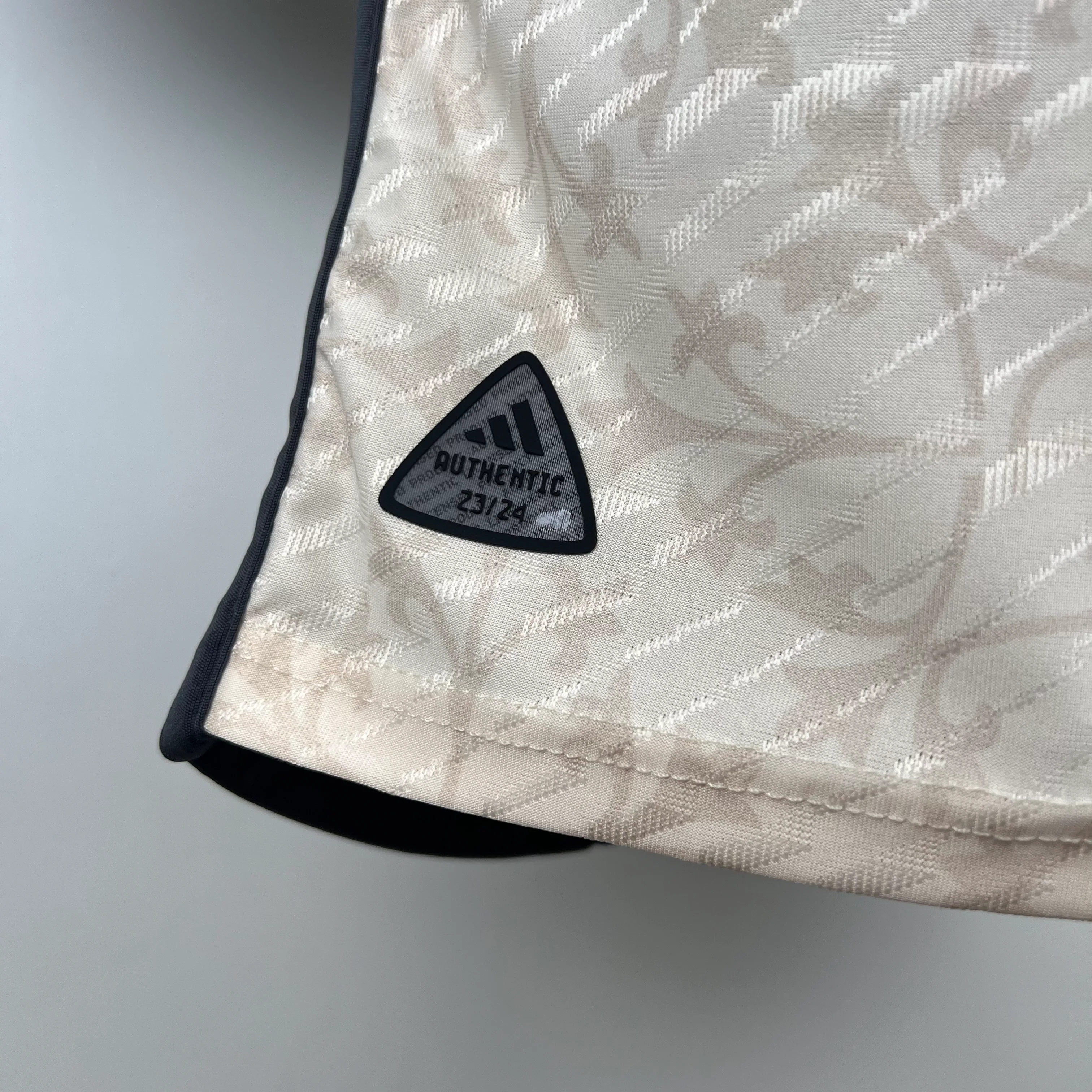 AS ROMA 2023 - 2024 AWAY JERSEY PLAYER EDITION