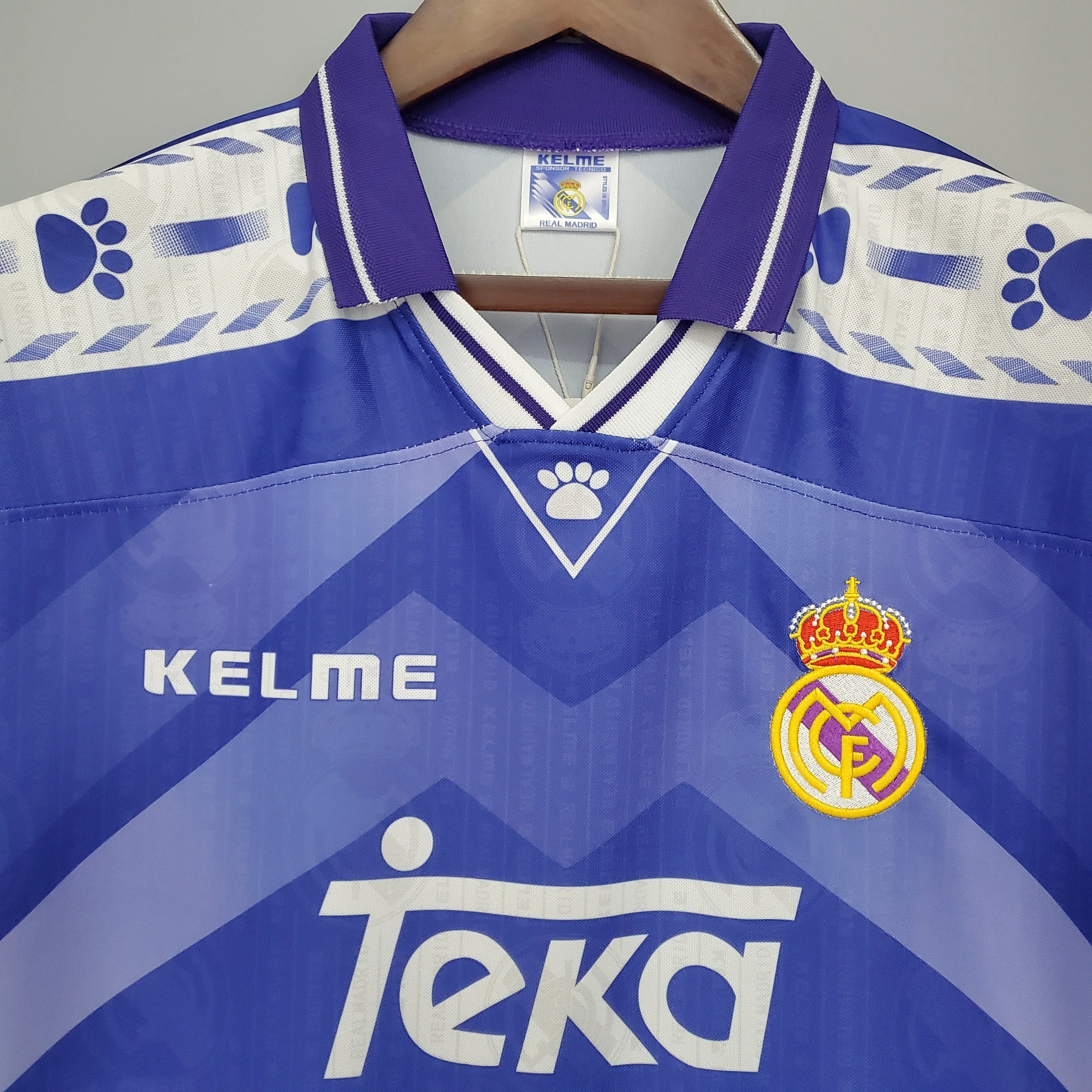 REAL MADRID 1996 - 1997 AWAY JERSEY