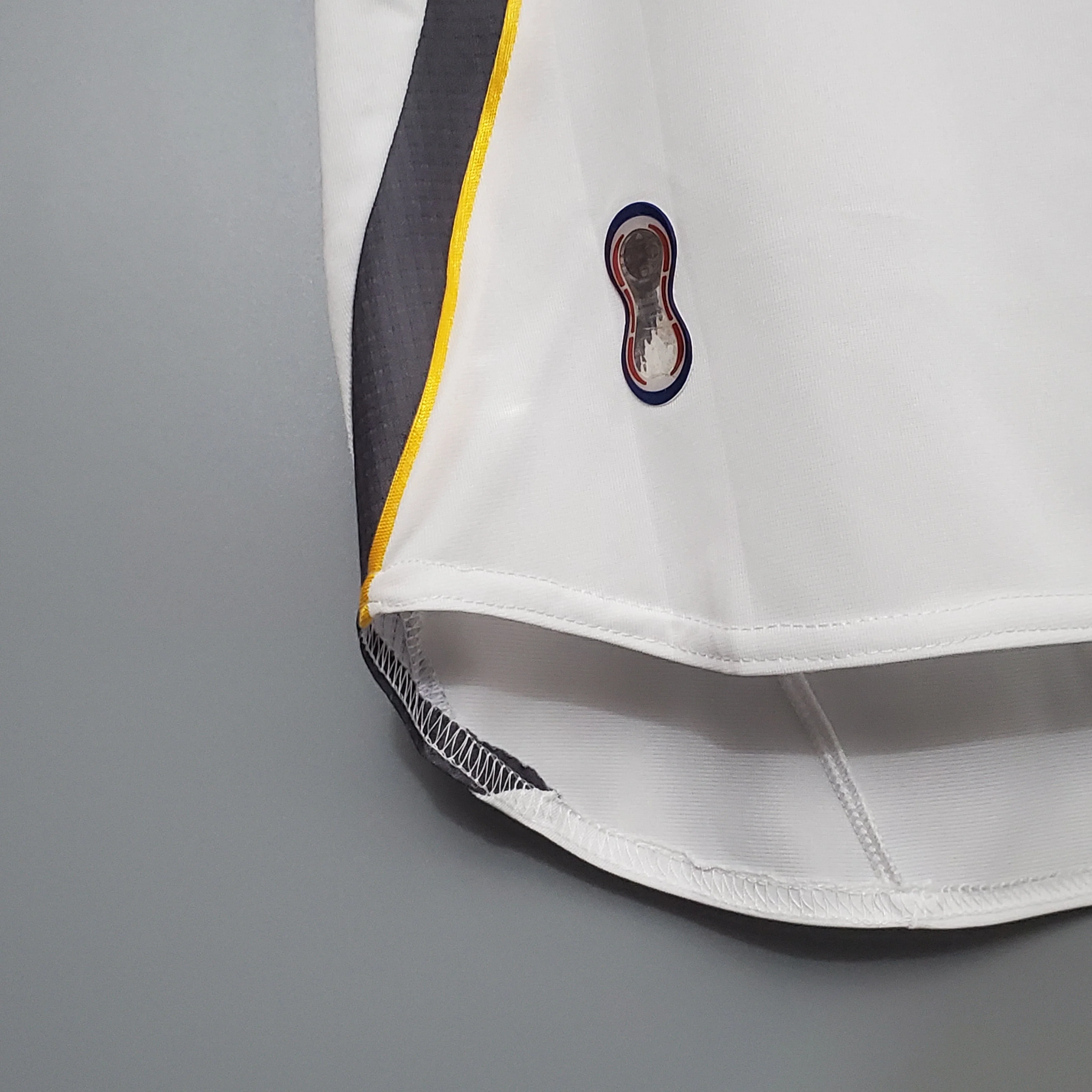 JAPAN 2006 AWAY JERSEY