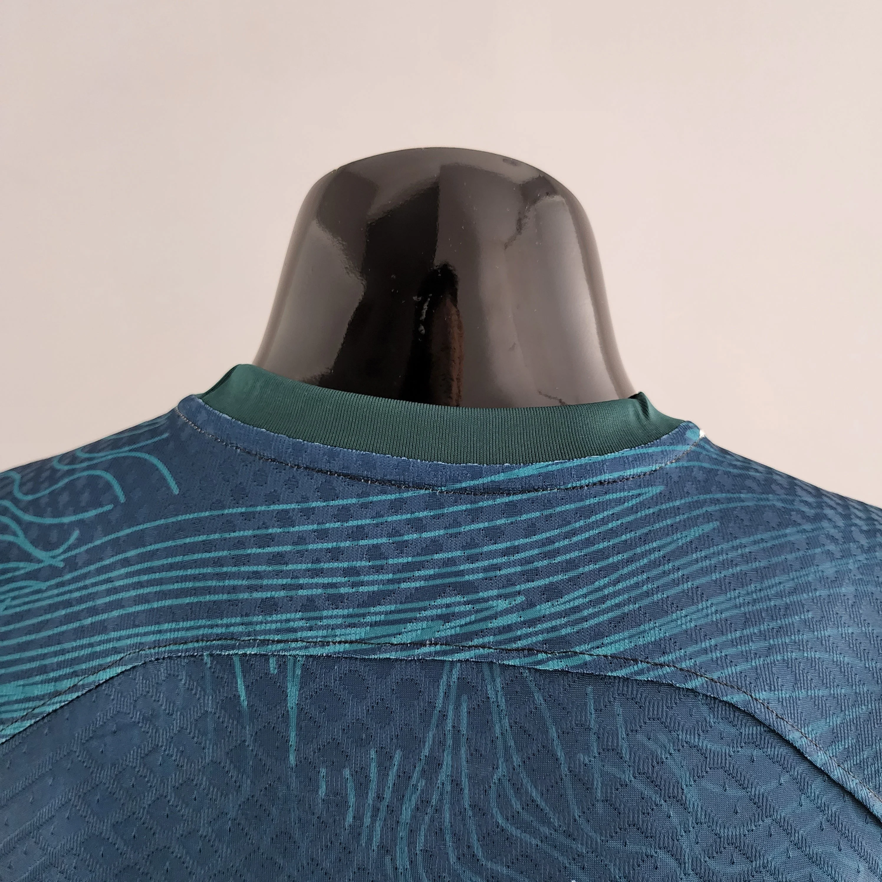 LIVERPOOL 2022 - 2023 THIRD JERSEY