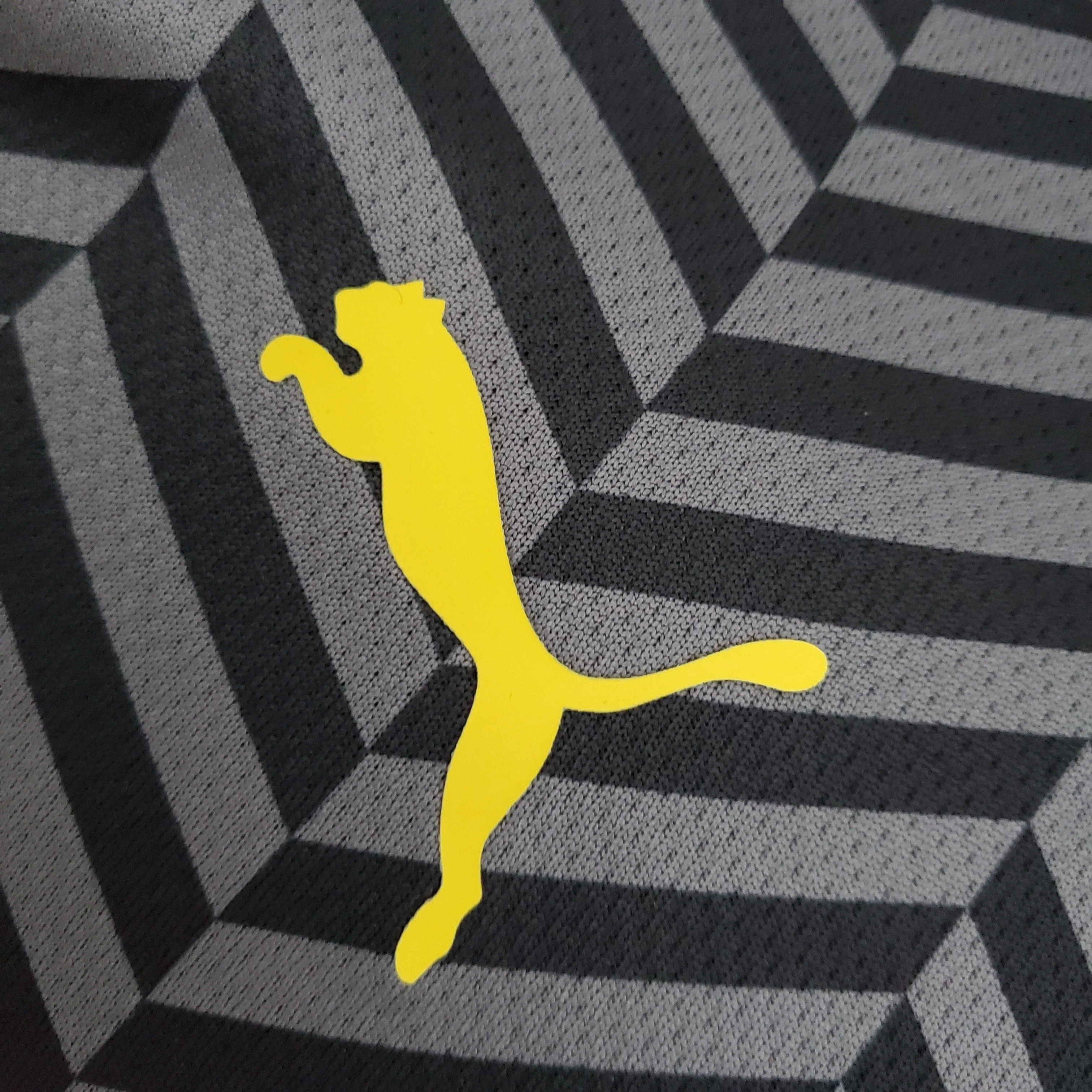 BORUSSIA DORTMUND 2021 - 2022 AWAY JERSEY