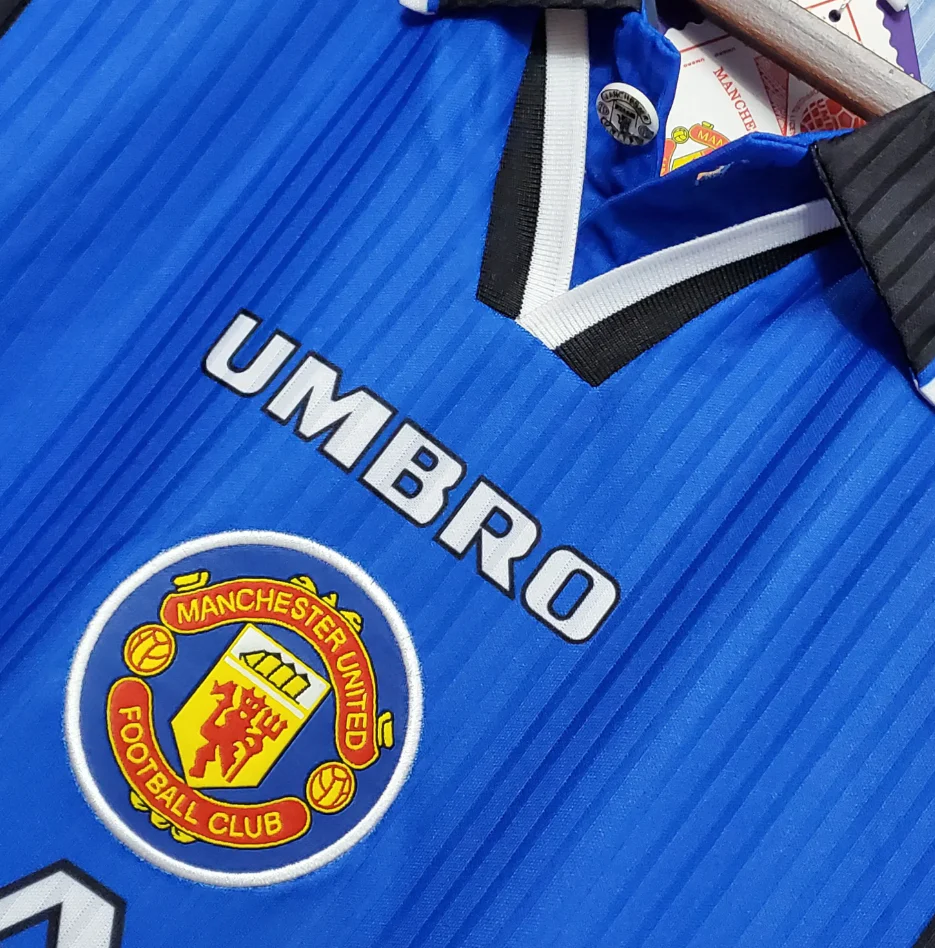 MANCHESTER UNITED 1996 - 1997 THIRD JERSEY