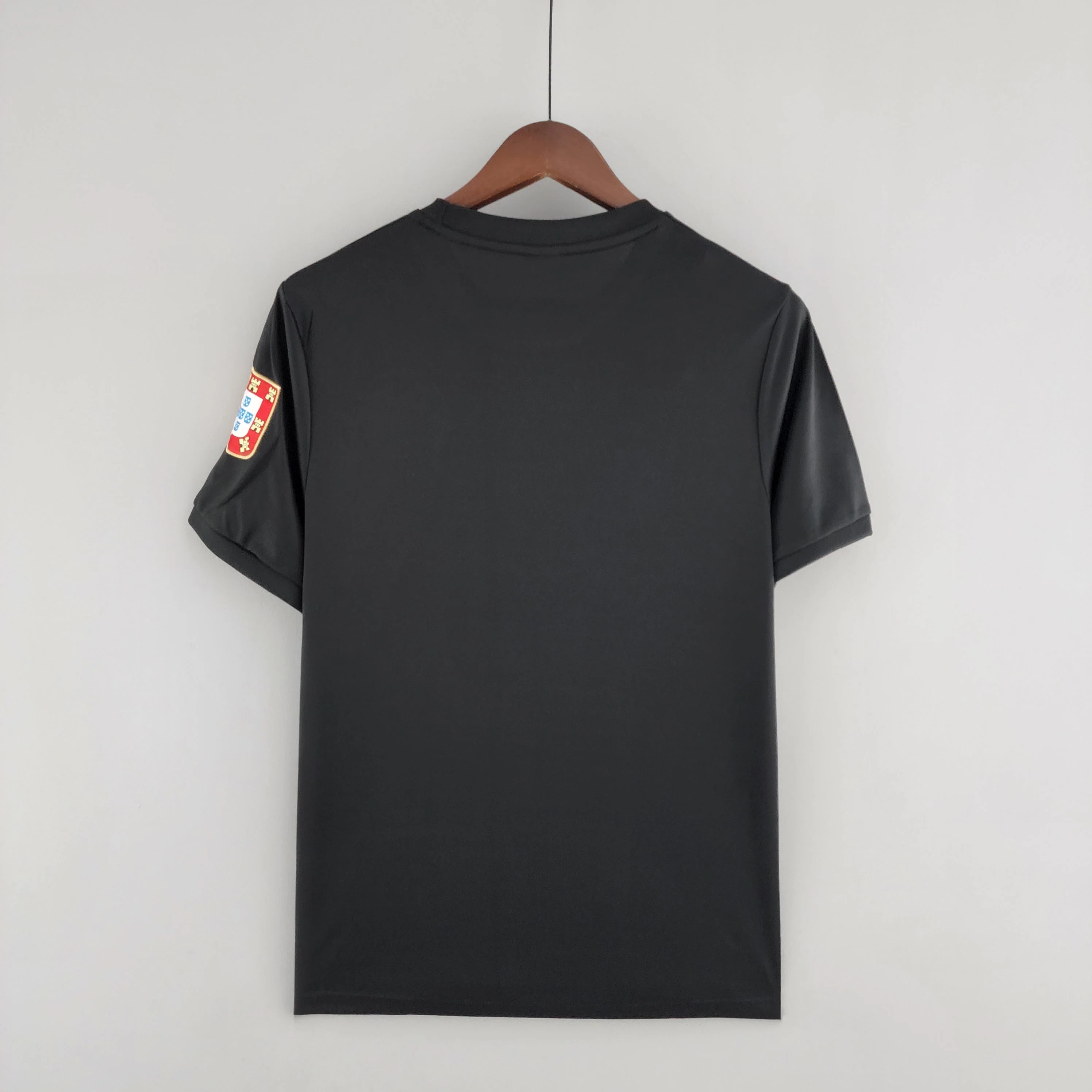 BENFICA 1973 - 1974 AWAY JERSEY