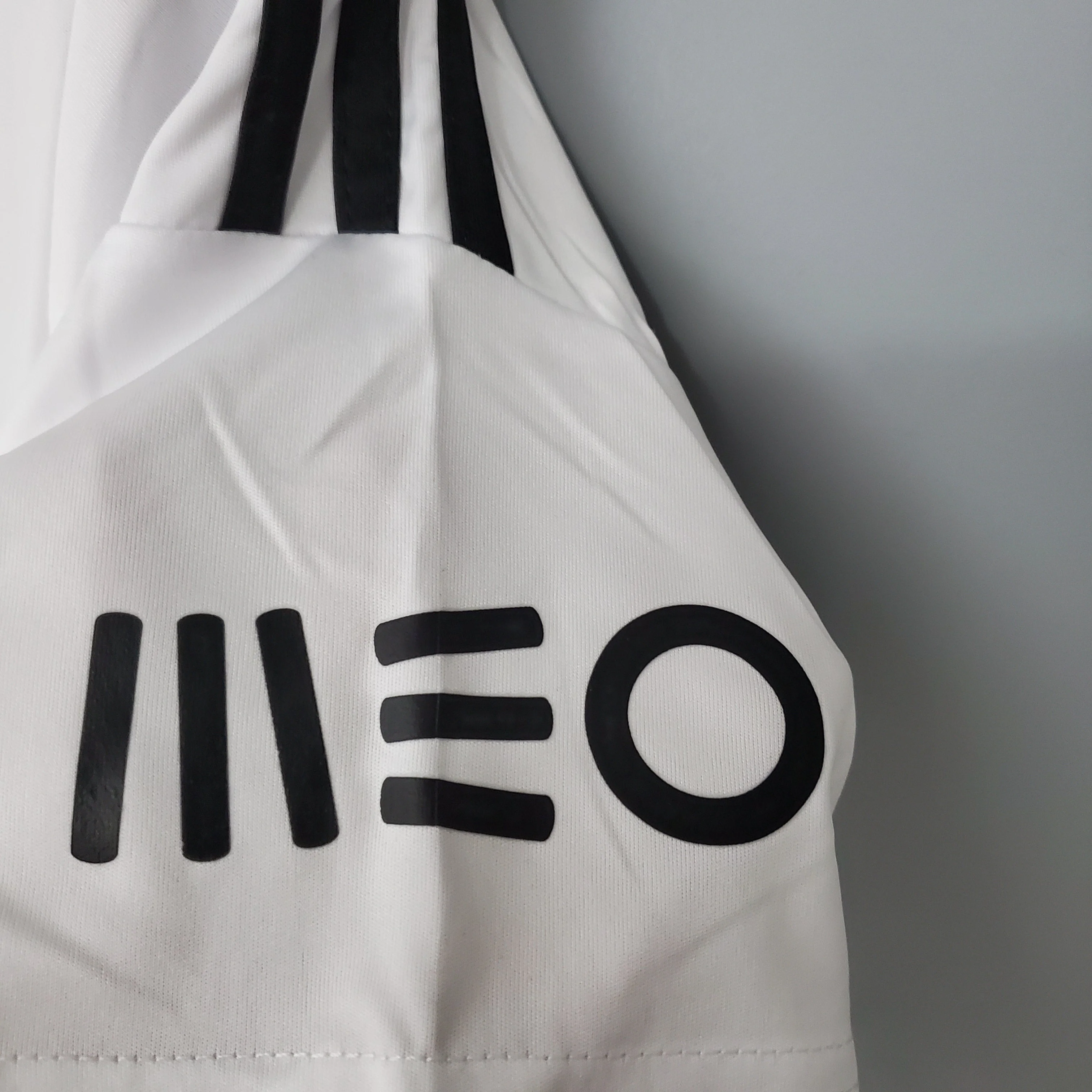 BENFICA 2013 - 2014 AWAY JERSEY