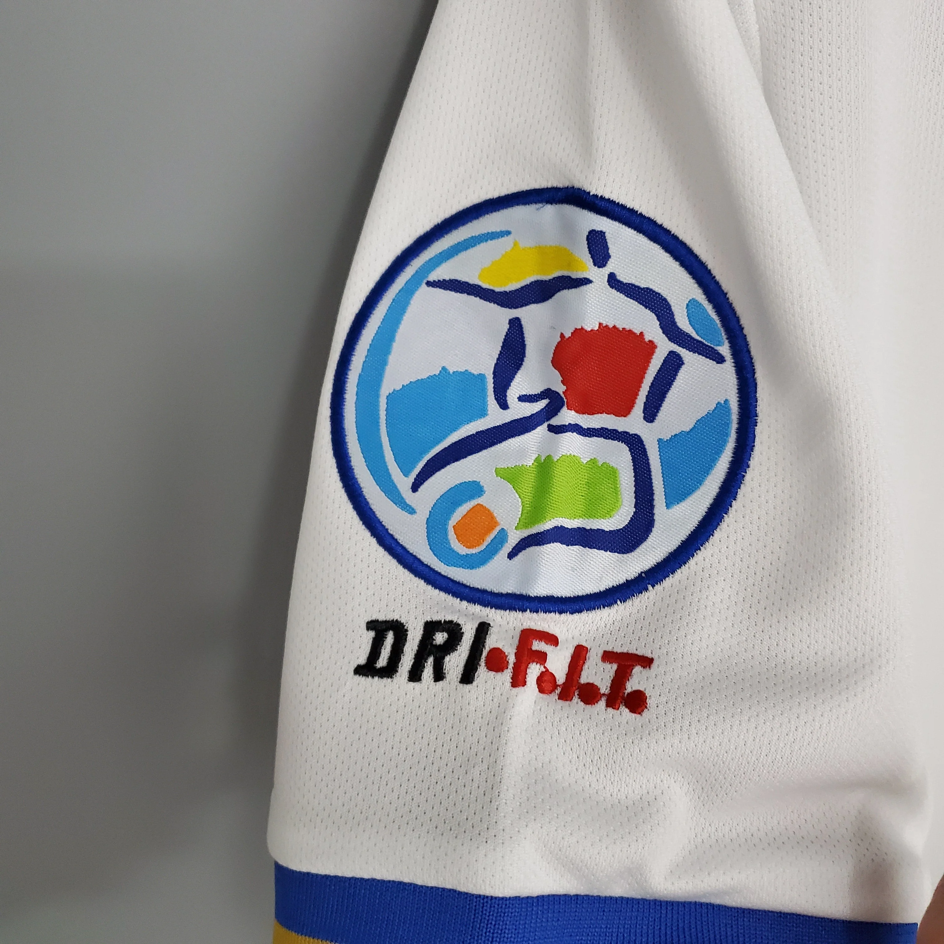 ITALY 1996 AWAY JERSEY