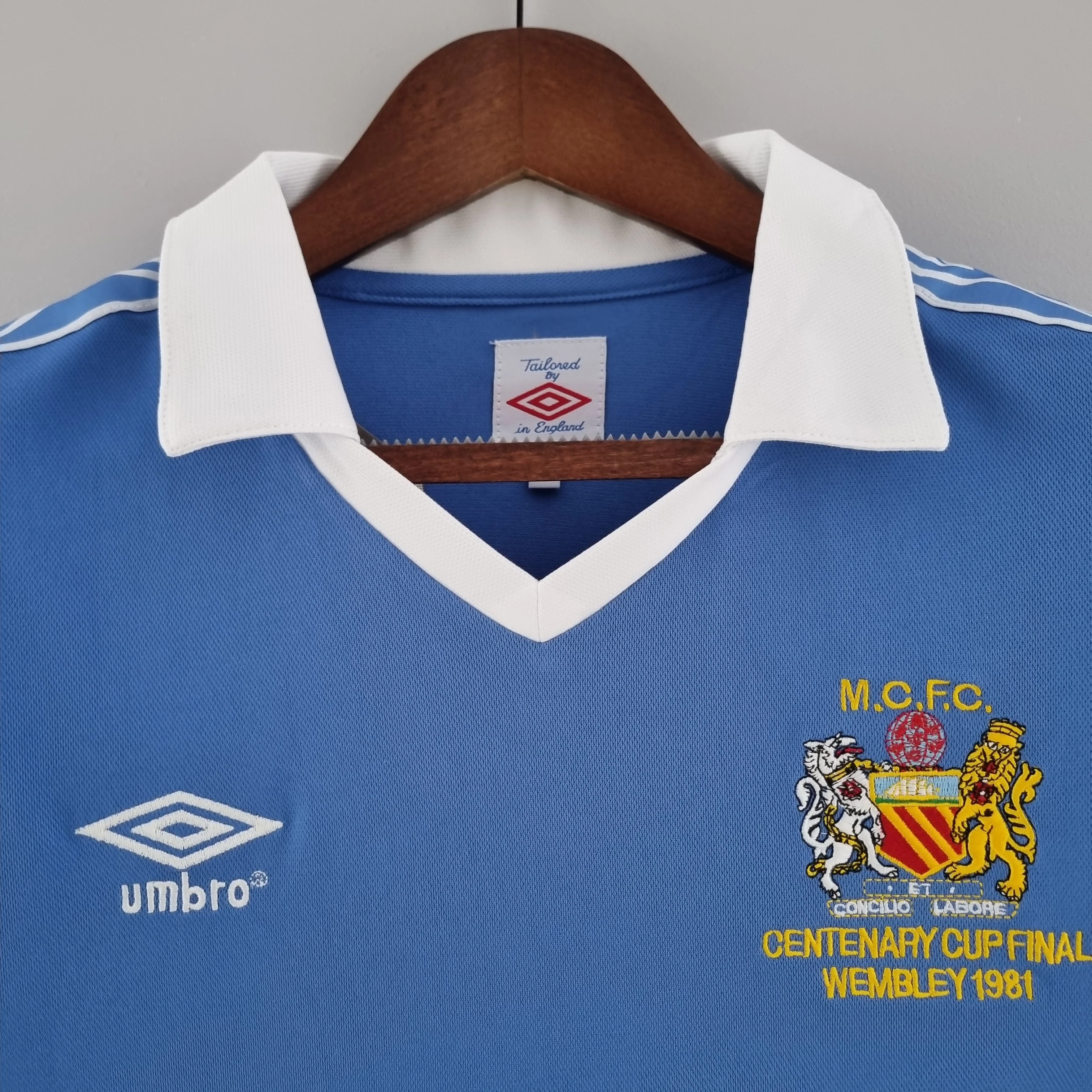 MANCHESTER CITY 1981 - 1982 HOME JERSEY