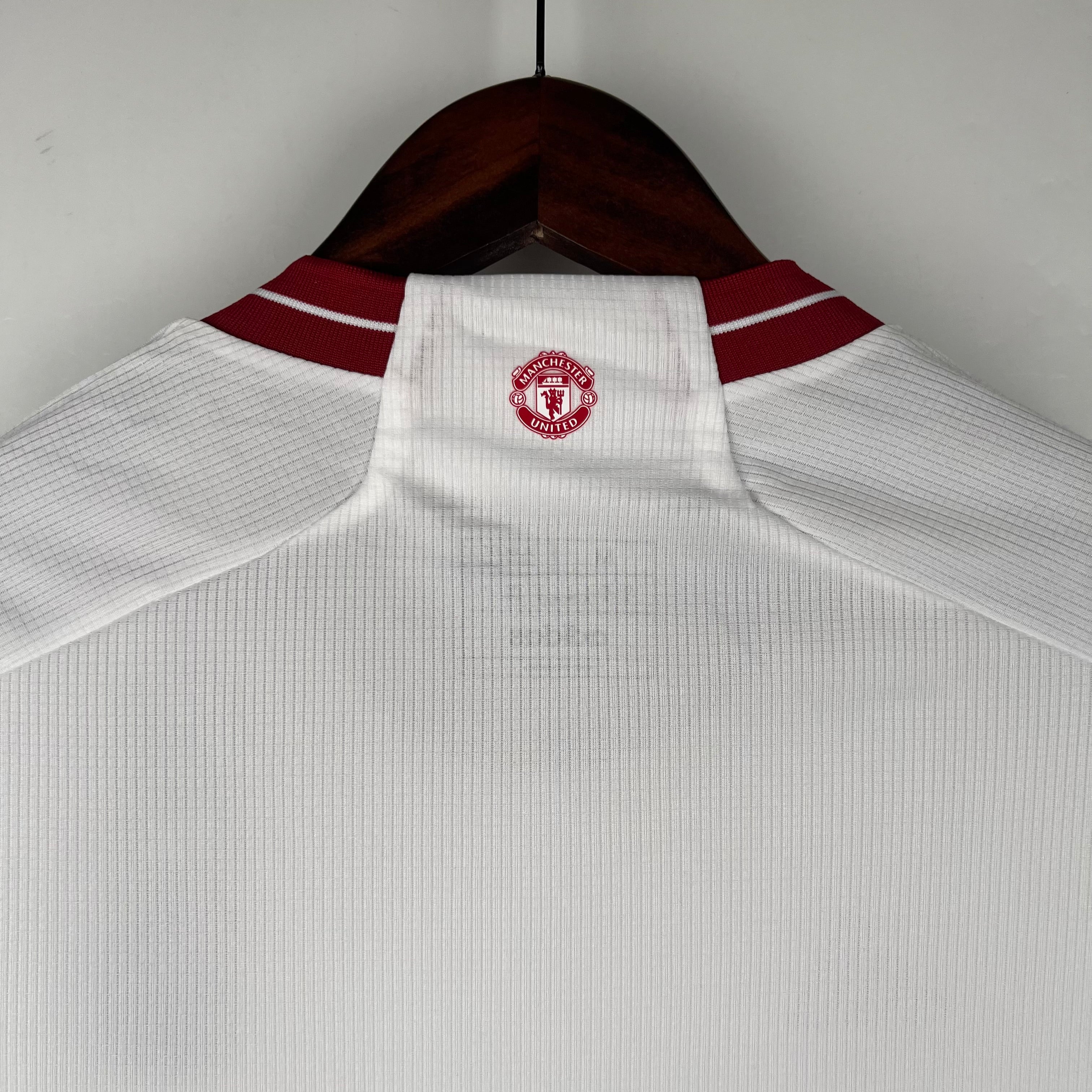 MANCHESTER UNITED 2023 - 2024 THIRD JERSEY