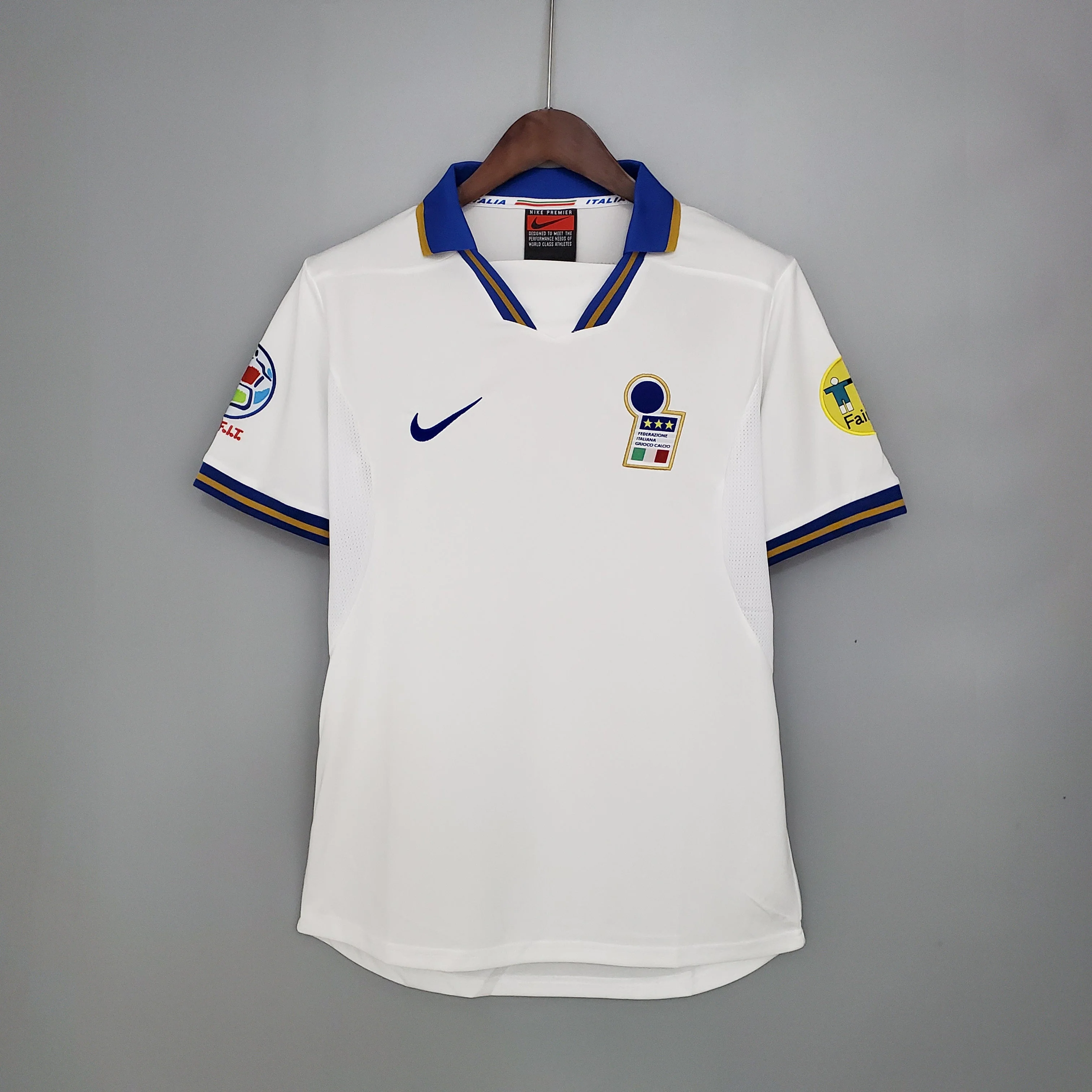 ITALY 1996 AWAY JERSEY