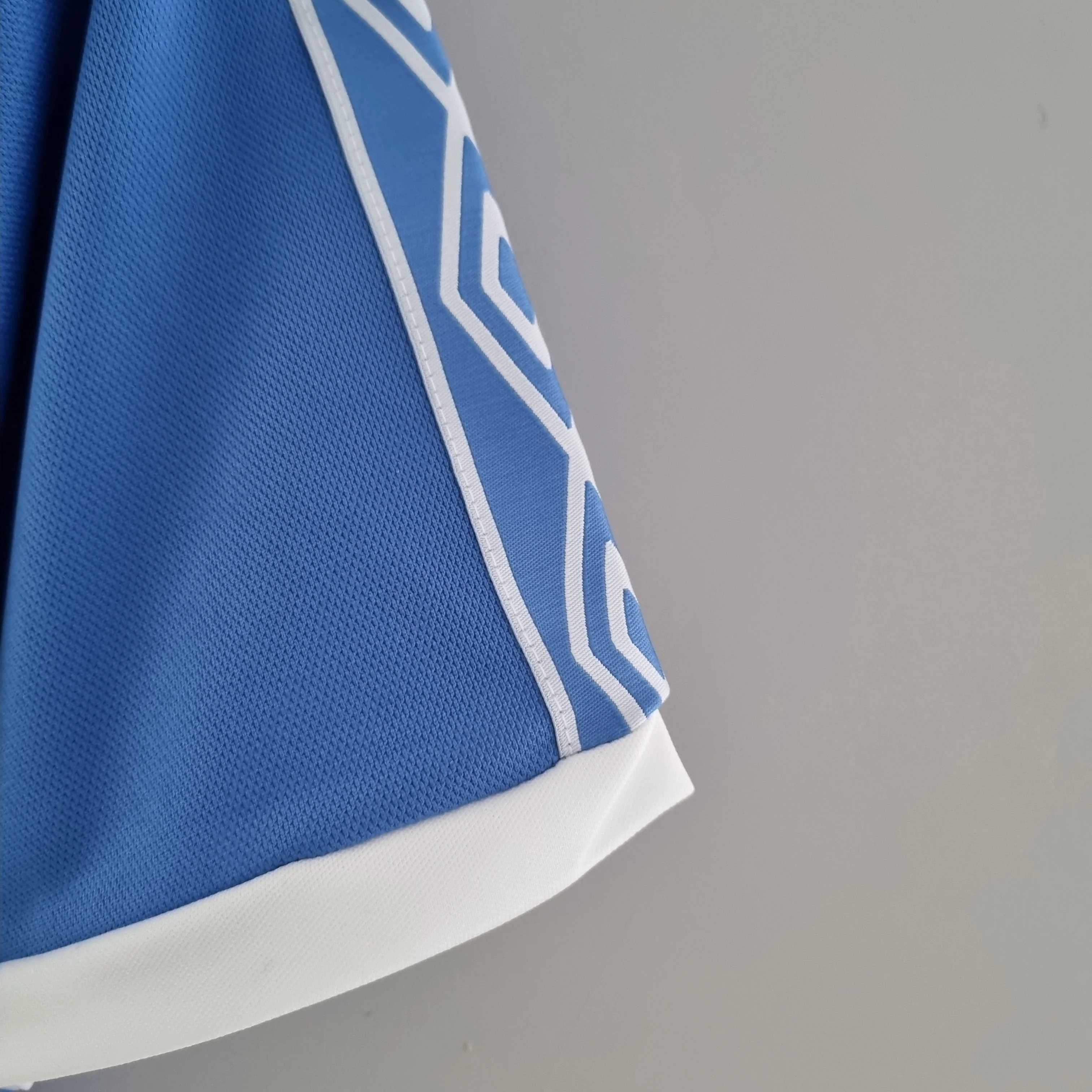 MANCHESTER CITY 1981 - 1982 HOME JERSEY