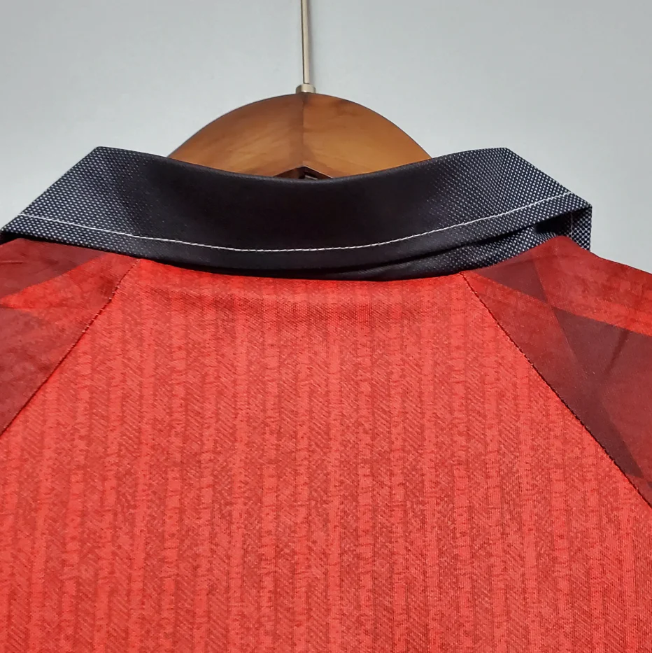 MANCHESTER UNITED 1996 - 1997 HOME JERSEY