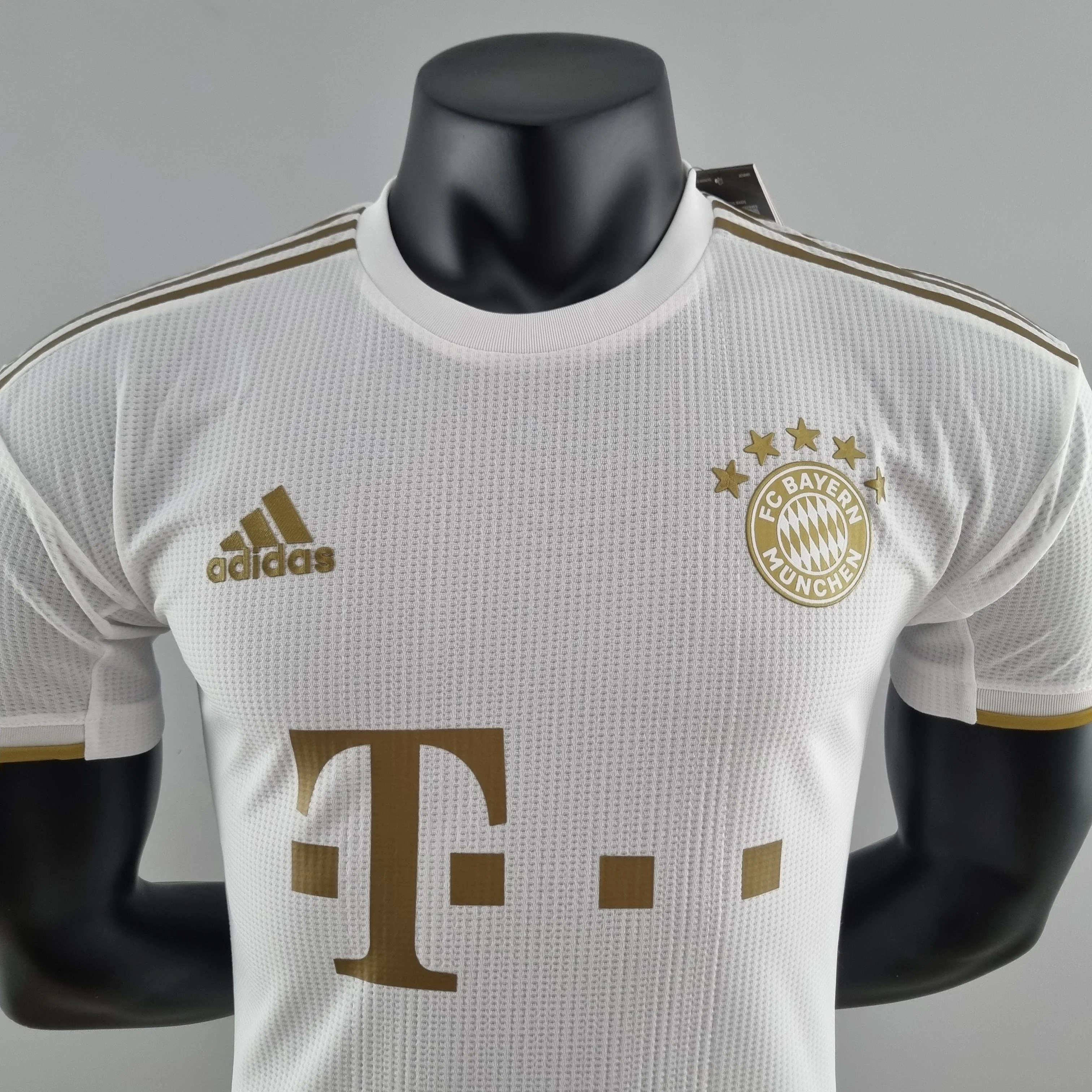 BAYERN MÜNCHEN 2022 - 2023 AWAY JERSEY