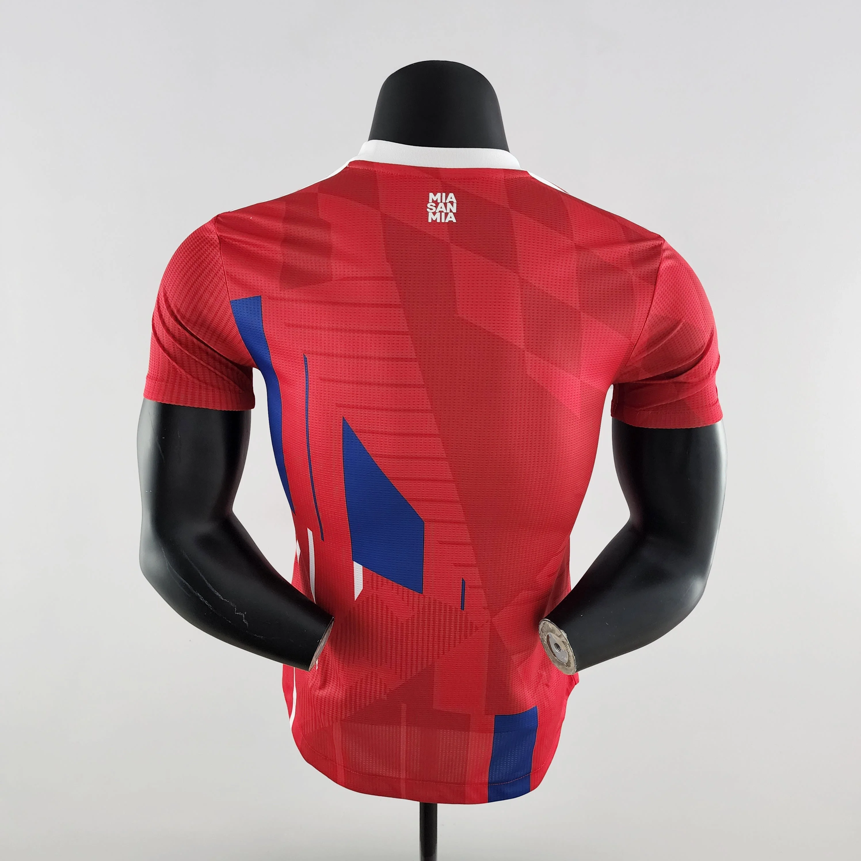 BAYERN MÜNCHEN 2022 - 2023 HOME JERSEY