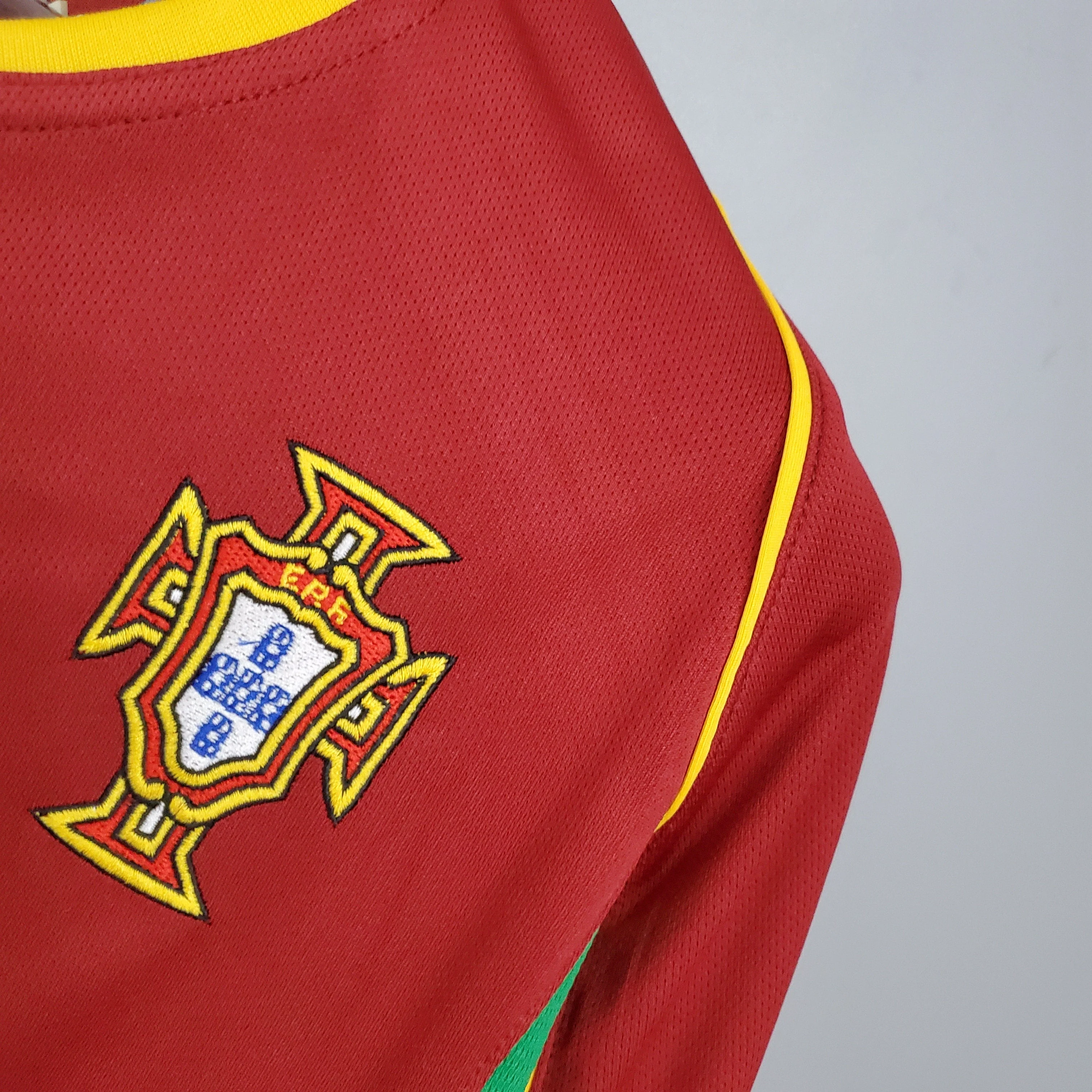 PORTUGAL 2002 HOME JERSEY