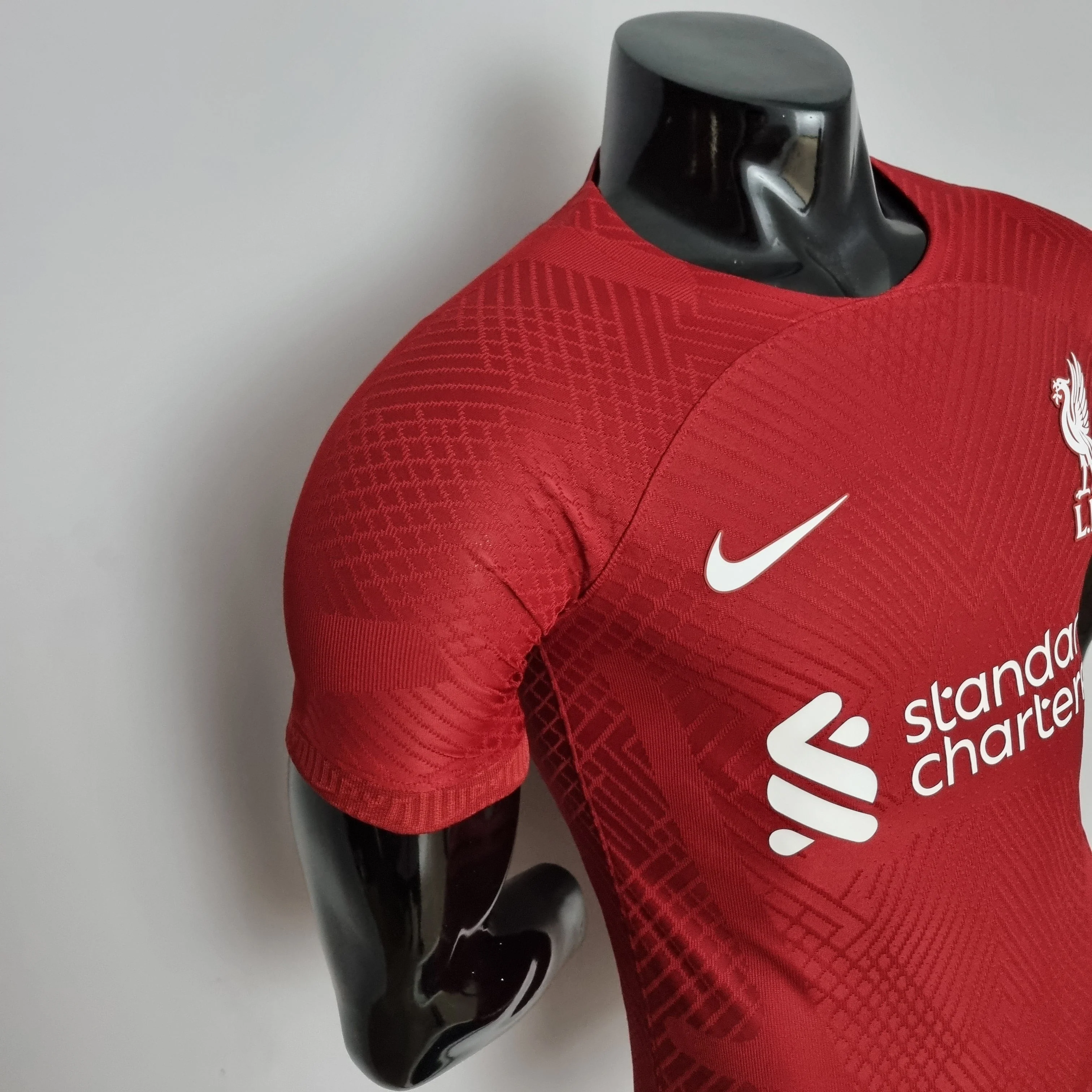 LIVERPOOL 2022 - 2023 HOME JERSEY