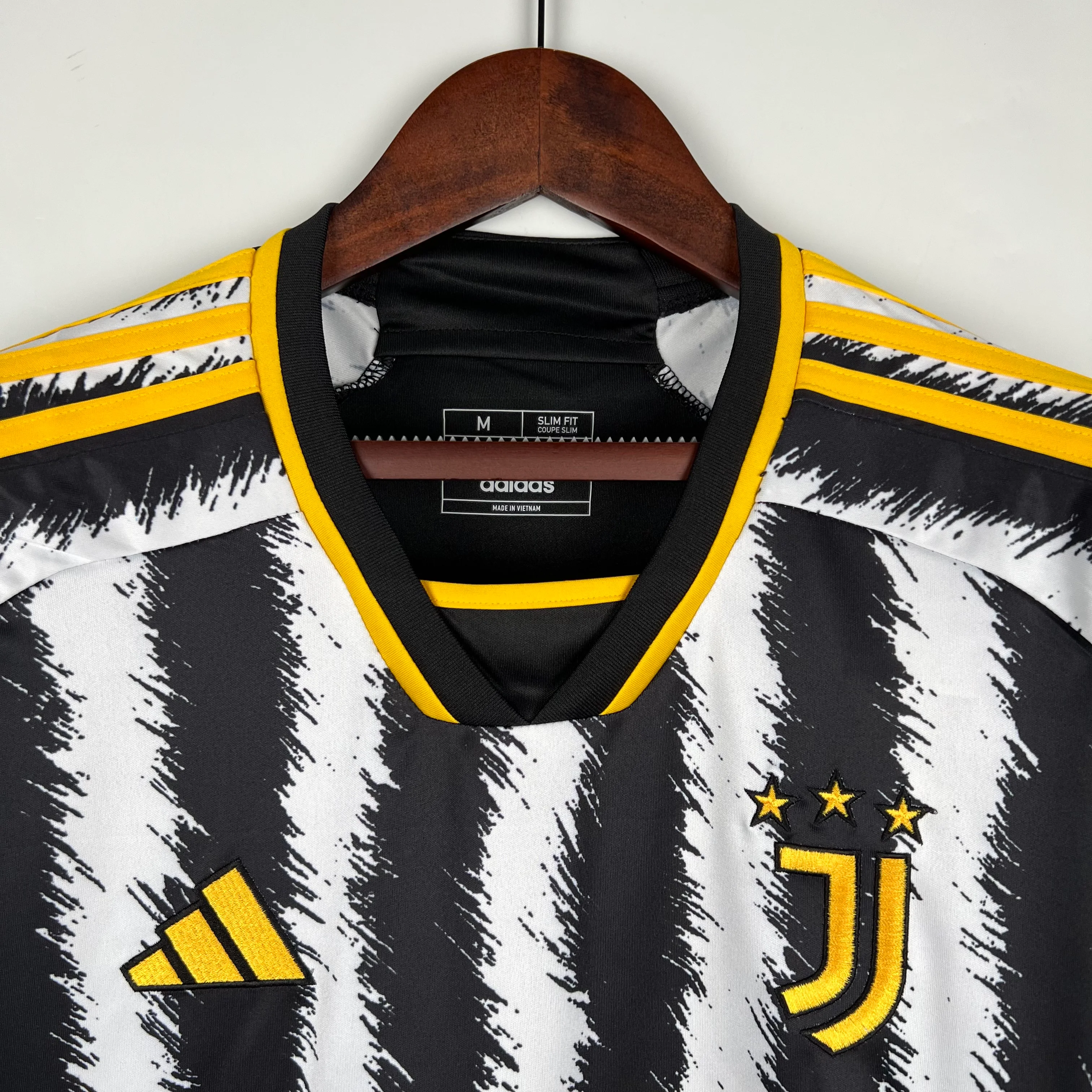 JUVENTUS 2023 - 2024 HOME JERSEY