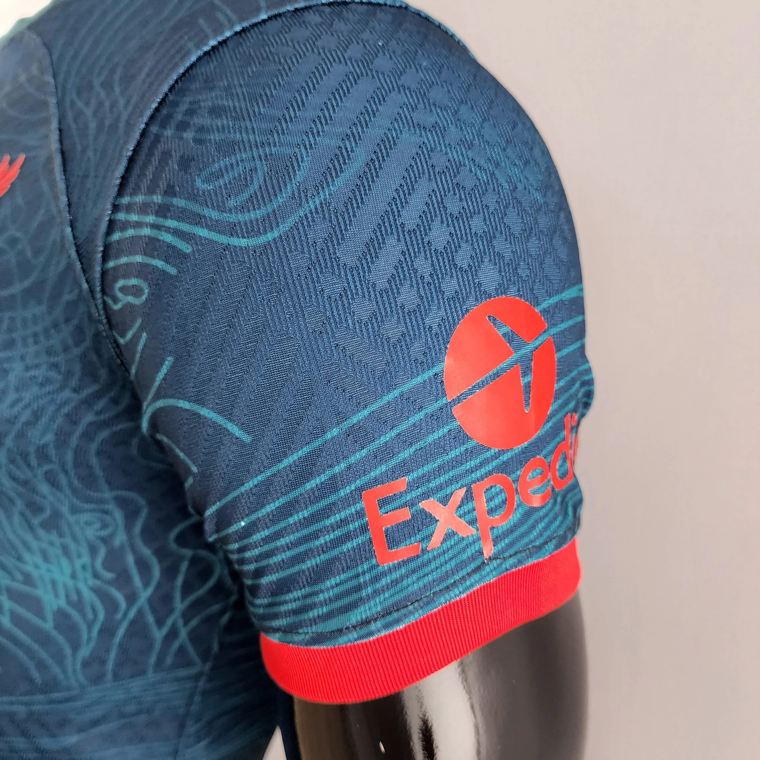 LIVERPOOL 2022 - 2023 THIRD JERSEY