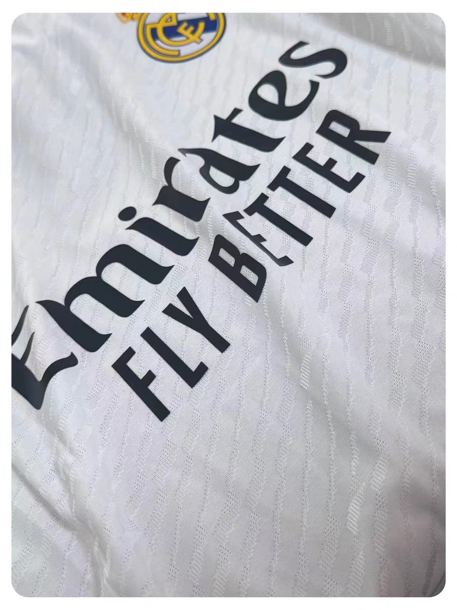 23-24 season Real Madrid home shirt No. 5 Bellingham signed the summer short-sleeved football shirt