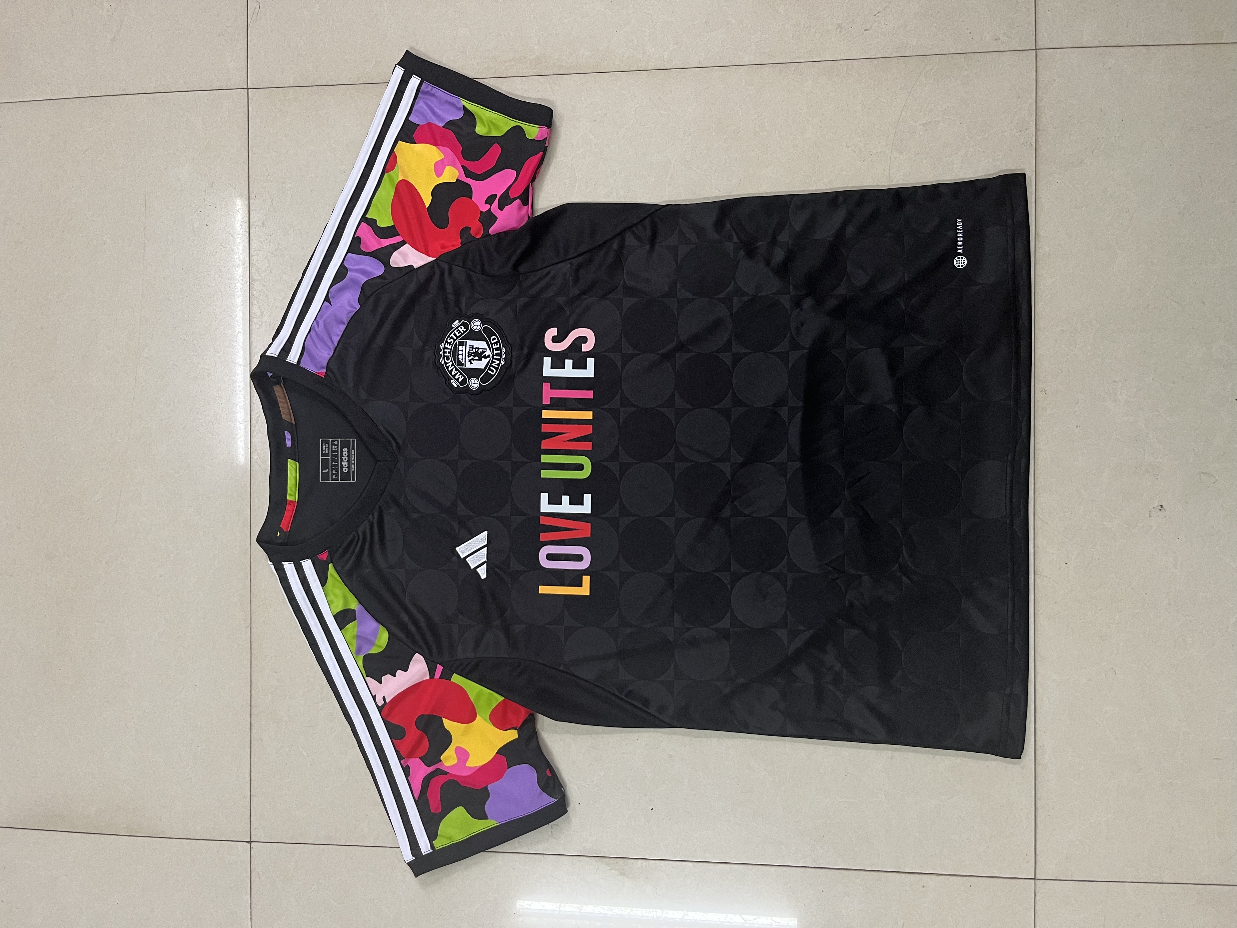 United Love Unites jersey