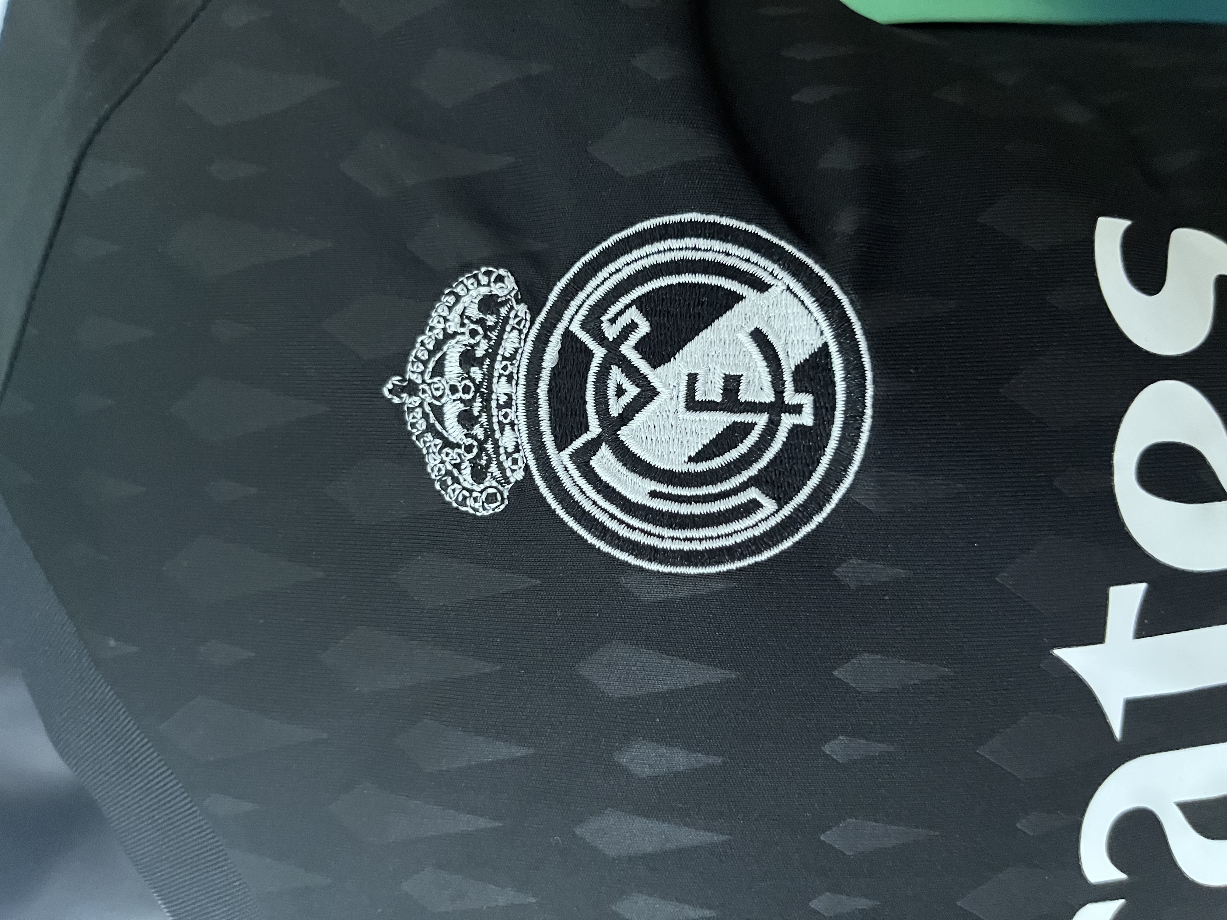 Real Madrid's black away goalkeeper for the 23/24 season