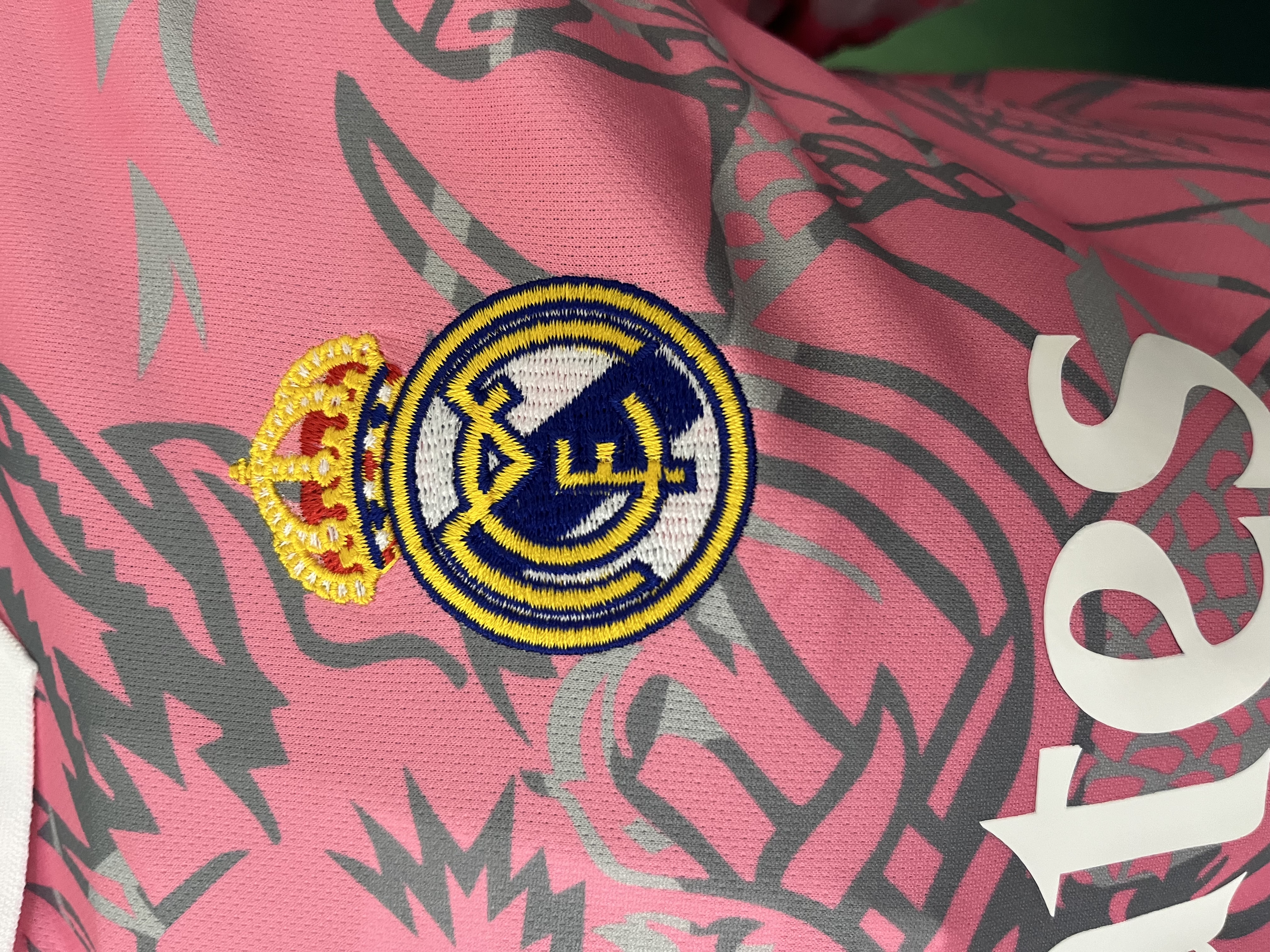 Special pink real Madrid dragon print