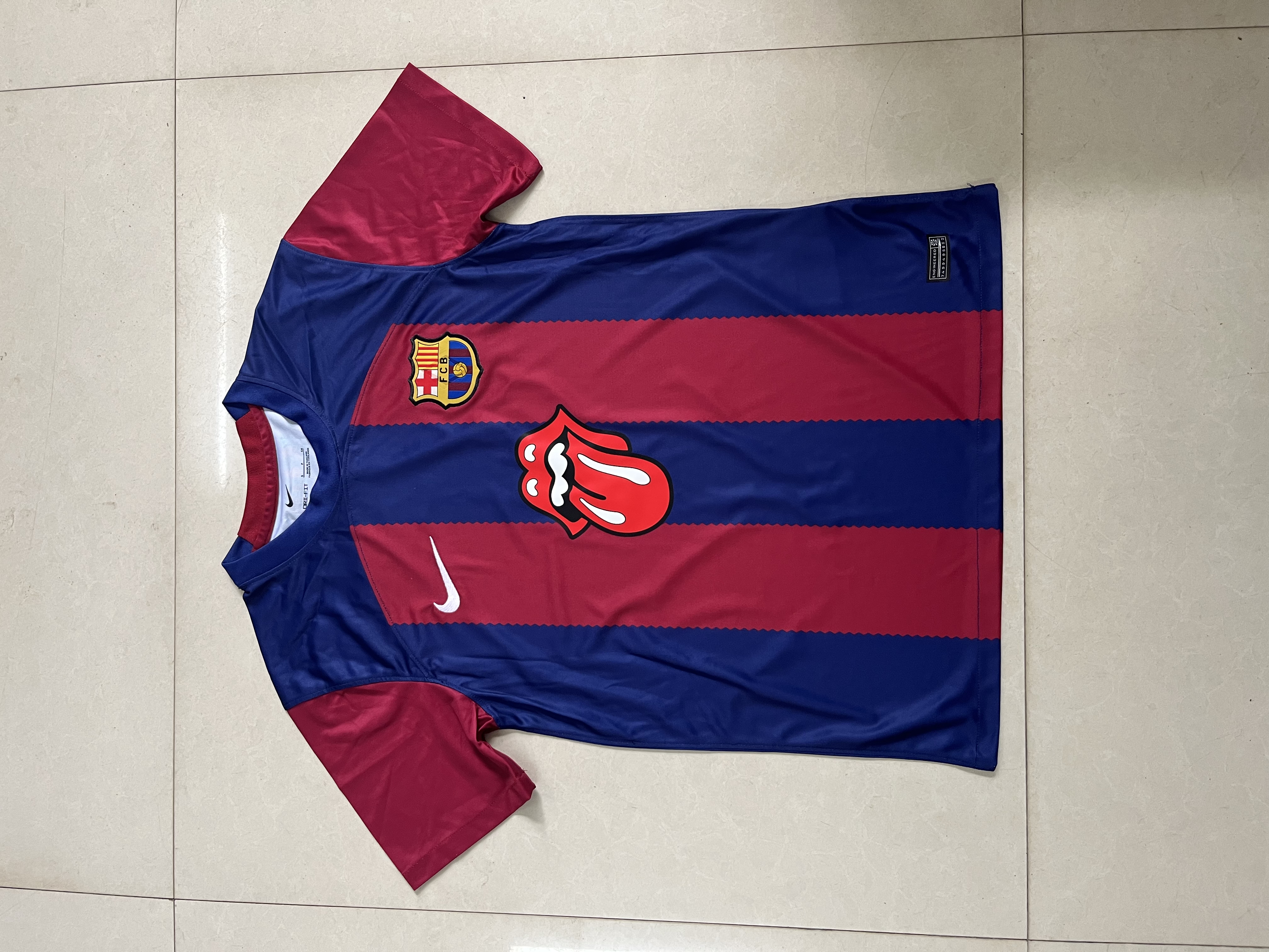 Bass-x Rolling Stones