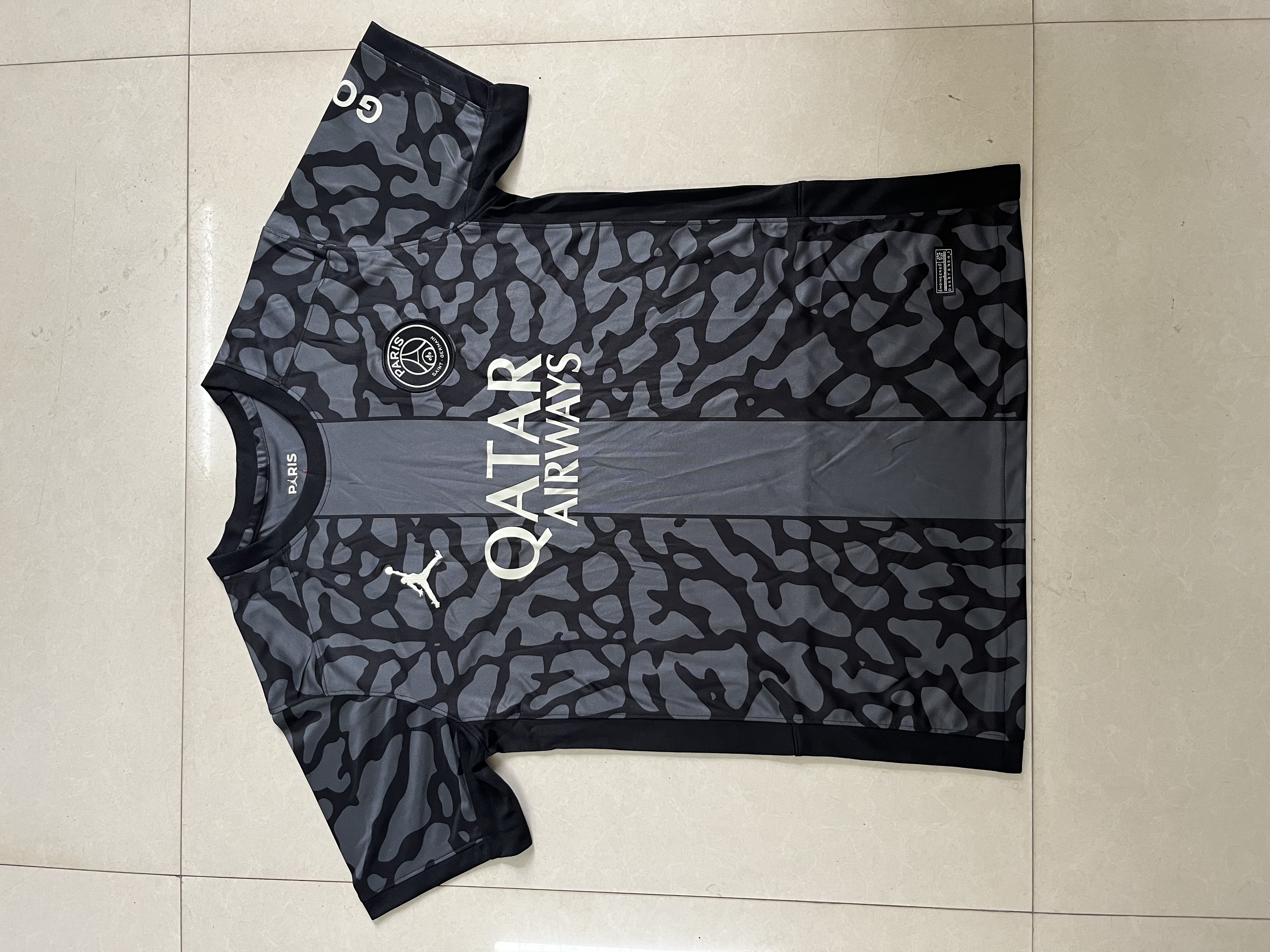 Paris 23/24 season second away