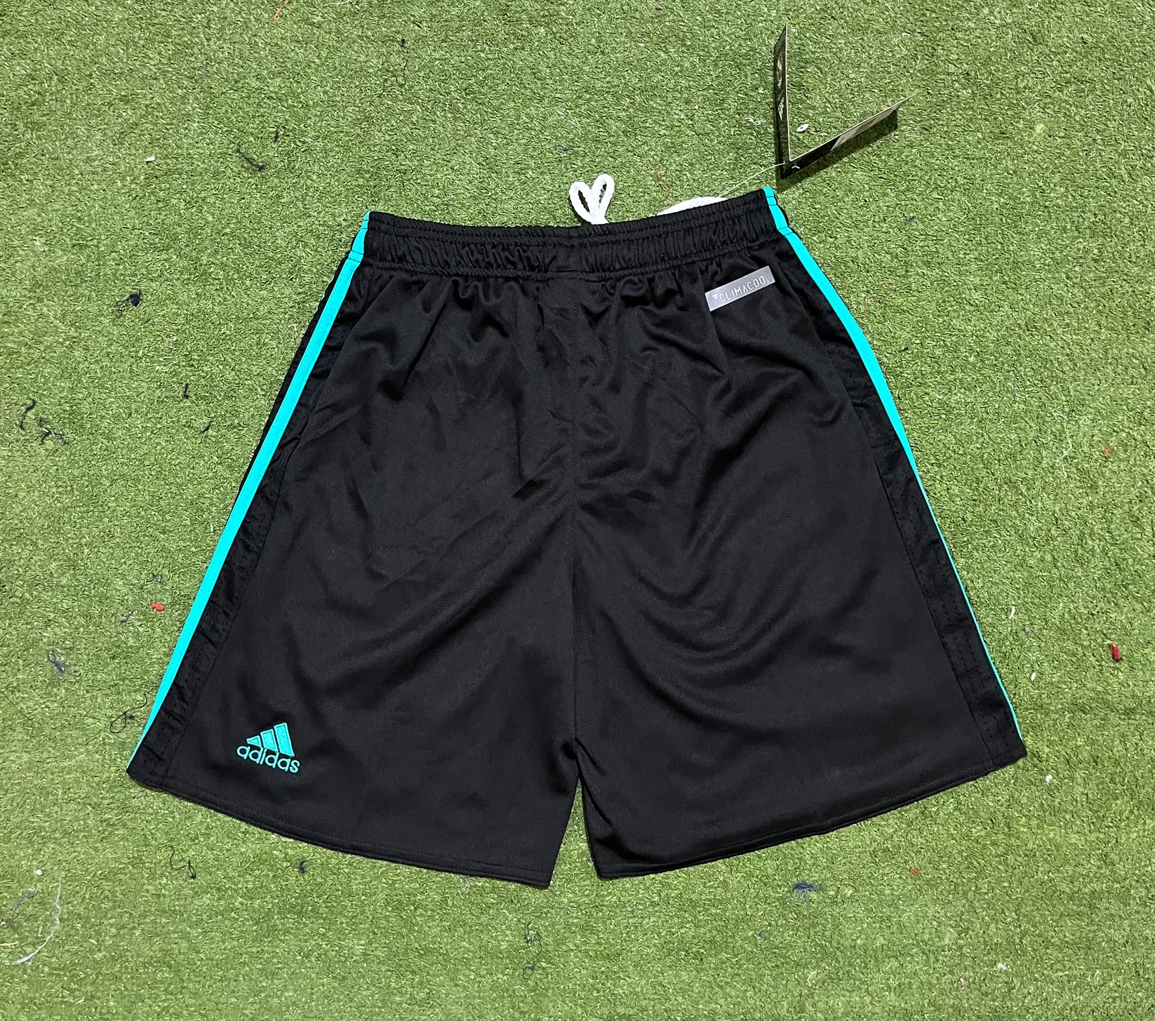 17-18 Real Madrid guest pants