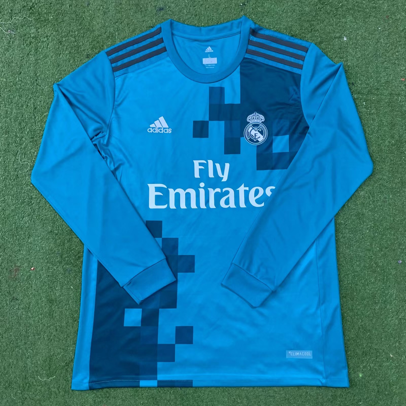 17-18 Real Madrid 2 Guest Long sleeves + shorts