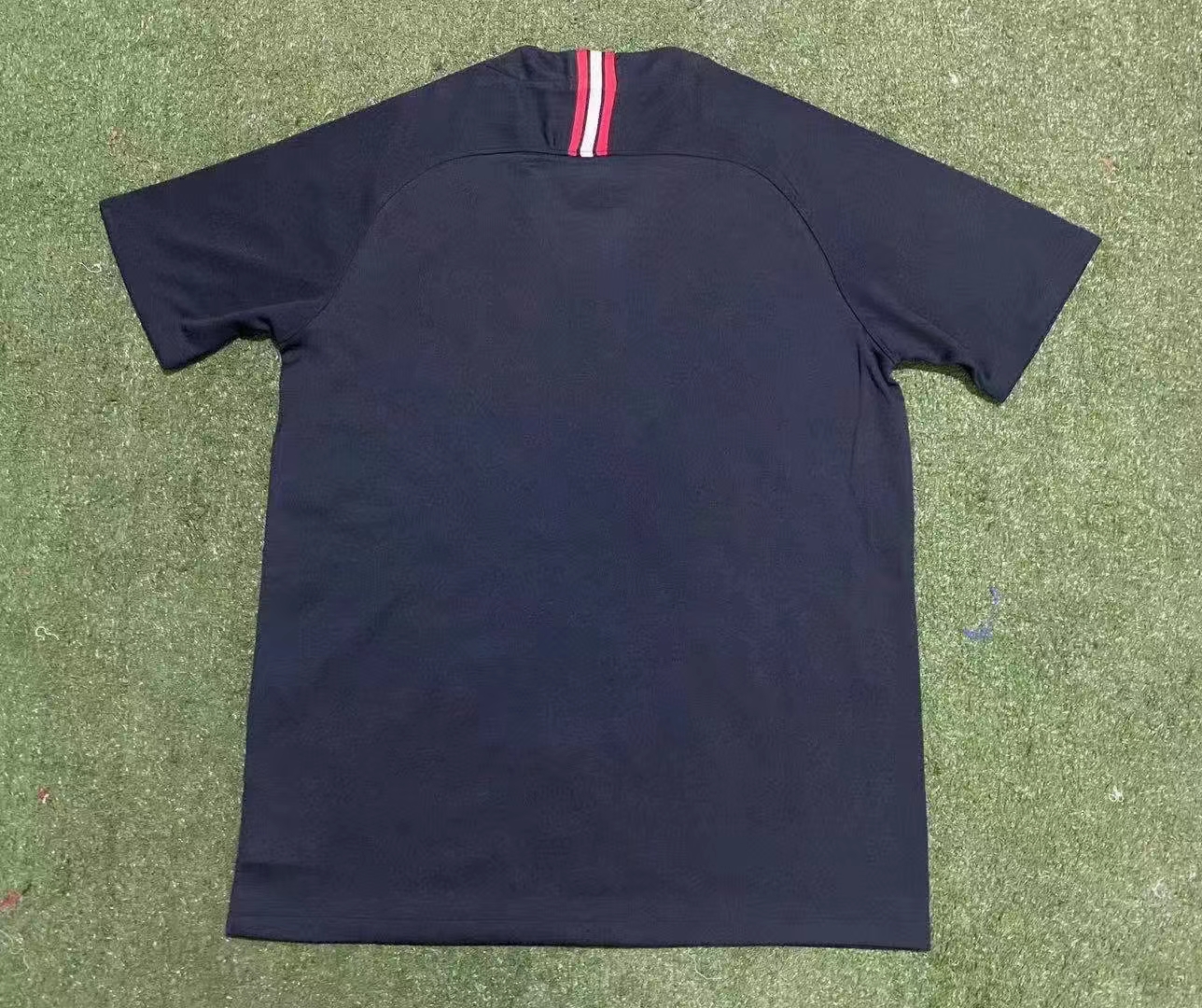 18 Paris Flying Man Black S-2XL