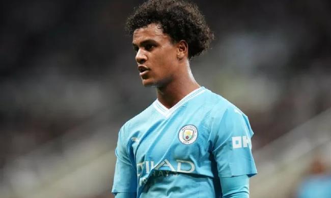 Manchester City have made 500 million pounds from the sale of their academy players since Melon took over[weirushui]