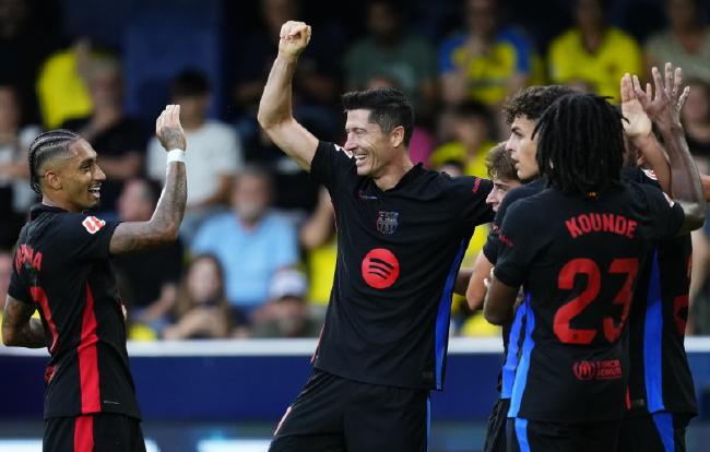 La Liga - Levan double strikes Yamal to set up Barca 5-1 Villarreal[weirushui]