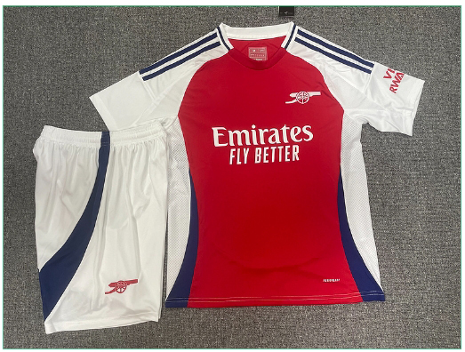 Arsenal's new 2425 home and away short-sleeved half-pull training kit for players