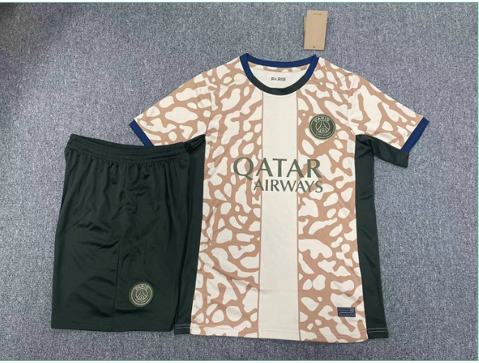 2425 Paris Home and away short-sleeved half-pull training kit for players