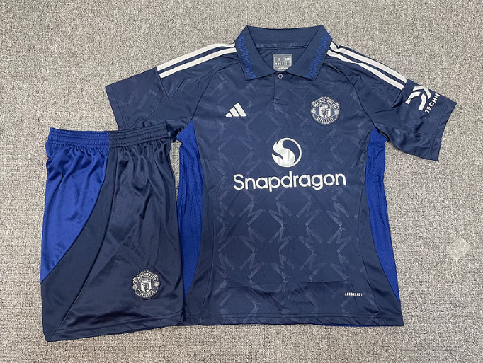 New Manchester United away kit for the 24-25 Premier League season Martines Ronaldo Ghana Jodricht football kit
