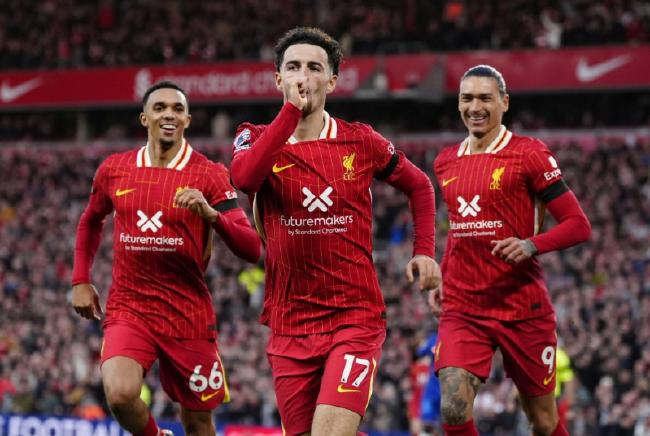 English Premier League - Salah crosses Jones to score Liverpool 2-1 Chelsea[weirushui]