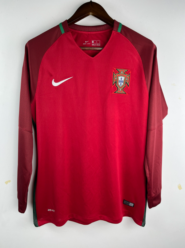 2016 European Cup Portugal home retro fan version long-sleeved jersey No. 7 C Ronaldo football uniform