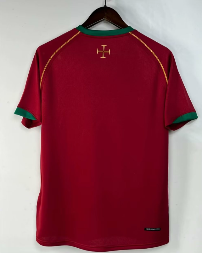 2006 World Cup Portugal home retro version jersey No. 17 C Luo short long-sleeved football jersey